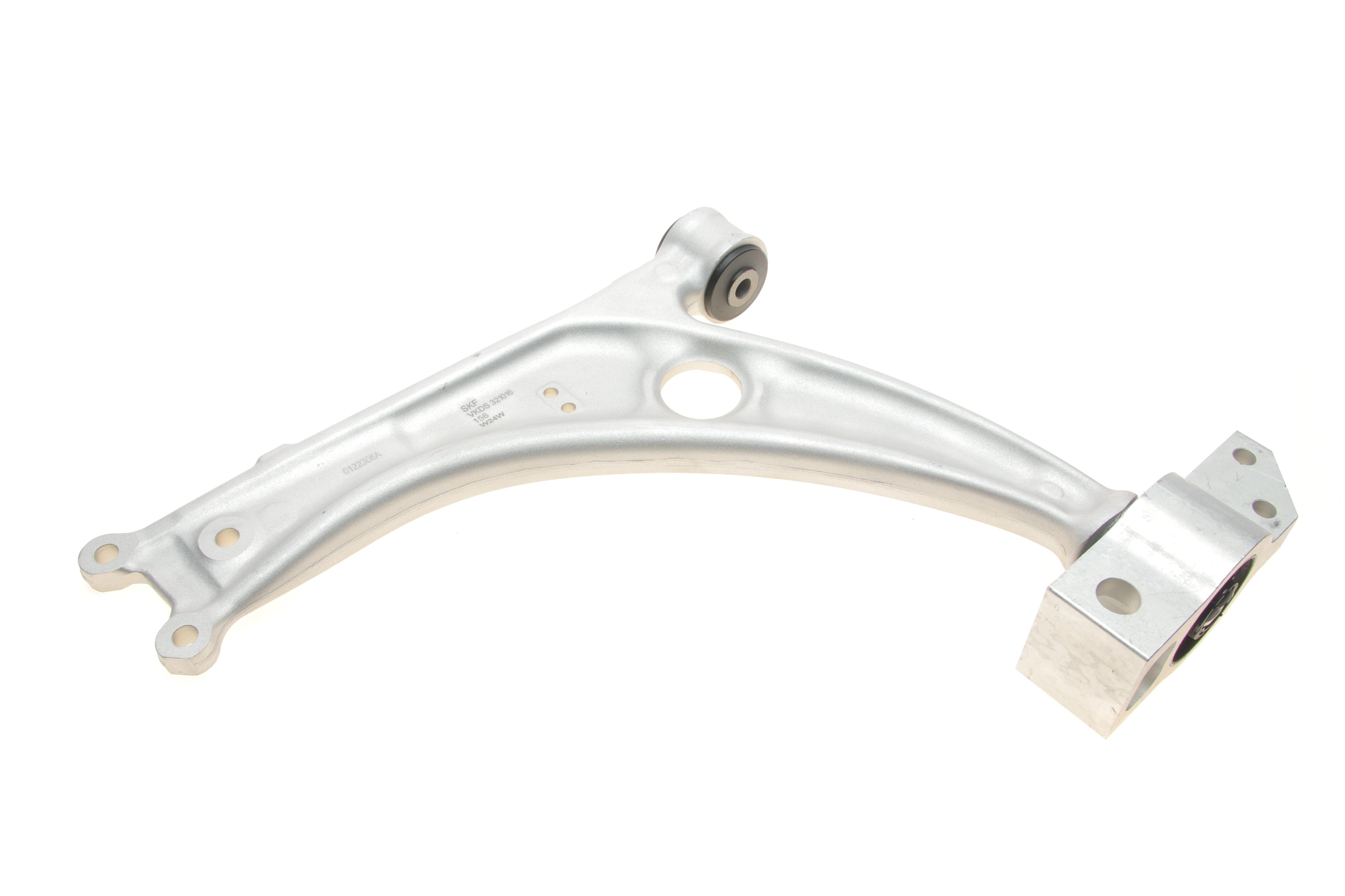 Рычаг подвески (передний/снизу) VW Passat 05-14/Tiguan 07-/Sharan 10- (без шаровой)