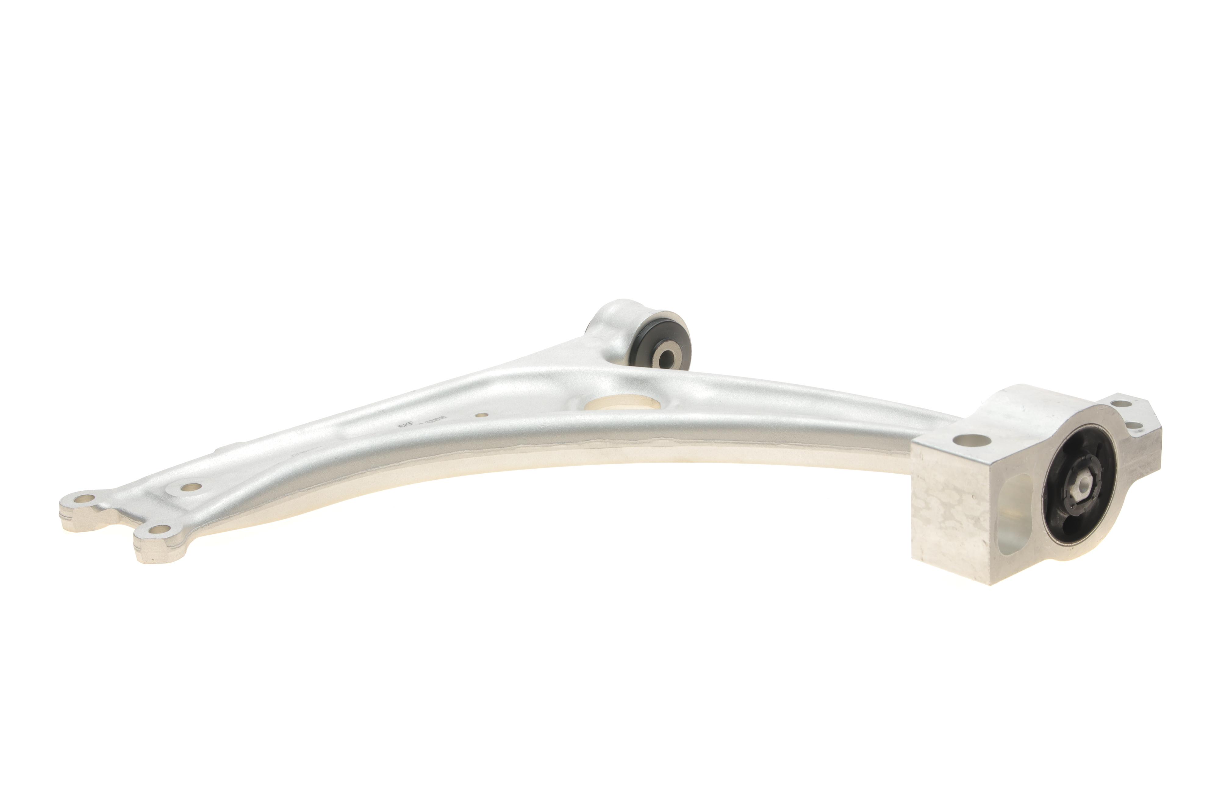 Рычаг подвески (передний/снизу) VW Passat 05-14/Tiguan 07-/Sharan 10- (без шаровой)