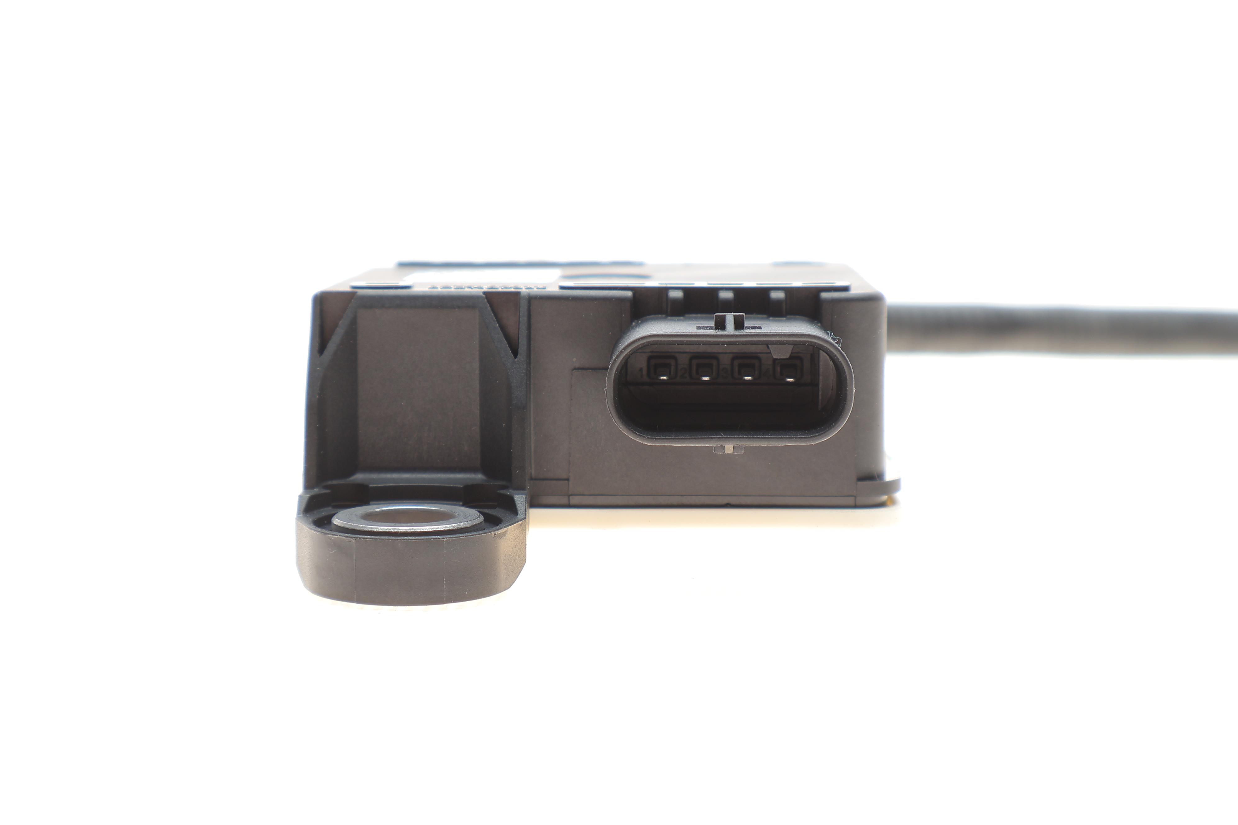 Датчик оксидів азоту (NOx) MB Sprinter 906/907/910/Vito (W447) 06- OM622/OM642/OM651/OM654