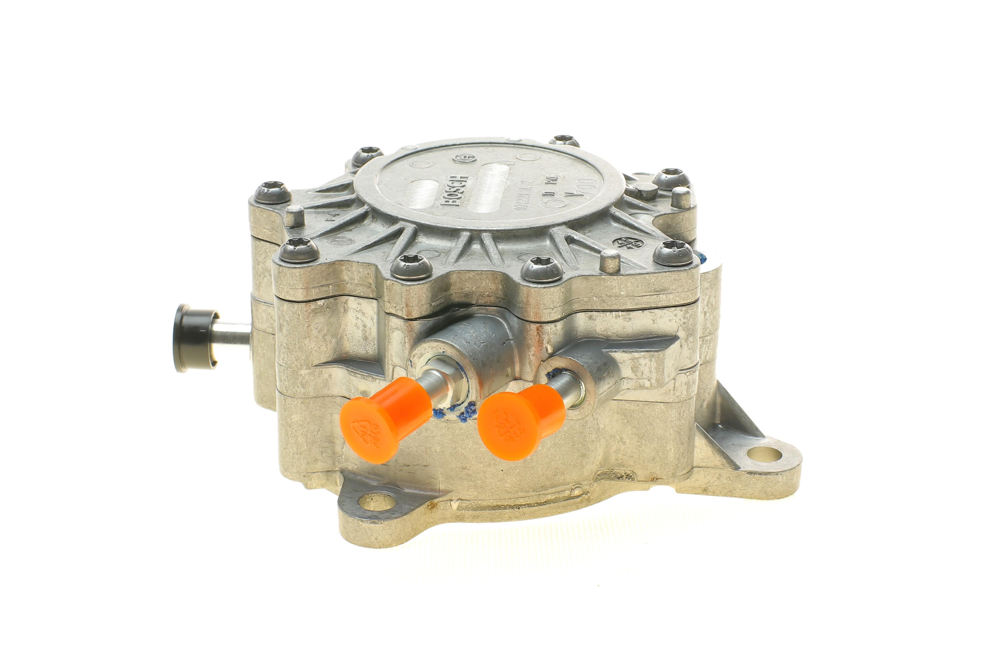 Насос вакуумный VW Golf V/Passat/Touran 2.0 TDI 03-10