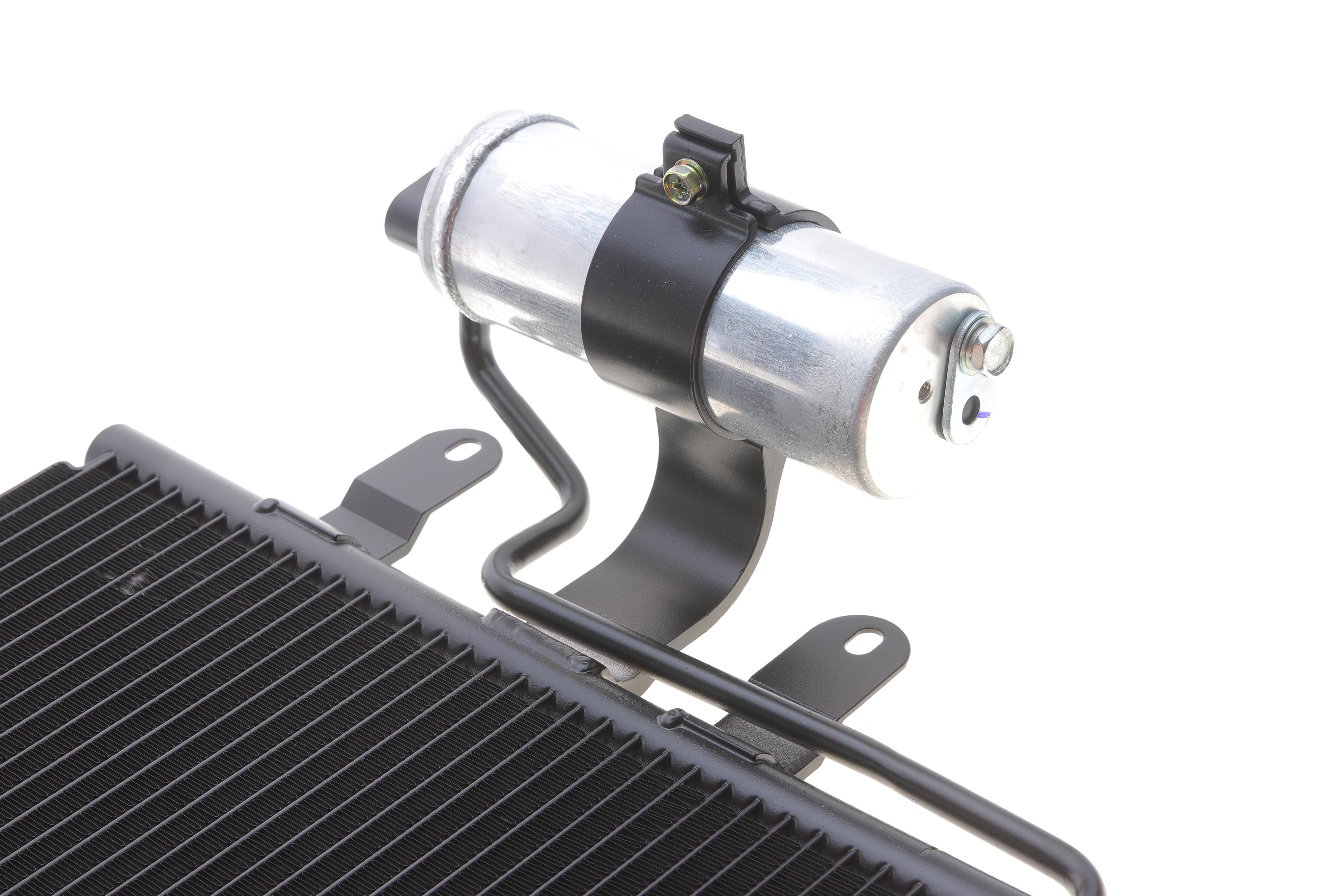 Радіатор кондиціонера Audi A3/Seat Leon/Toledo/Skoda Octavia/VW Bora/Golf 1.4-3.2 96-13