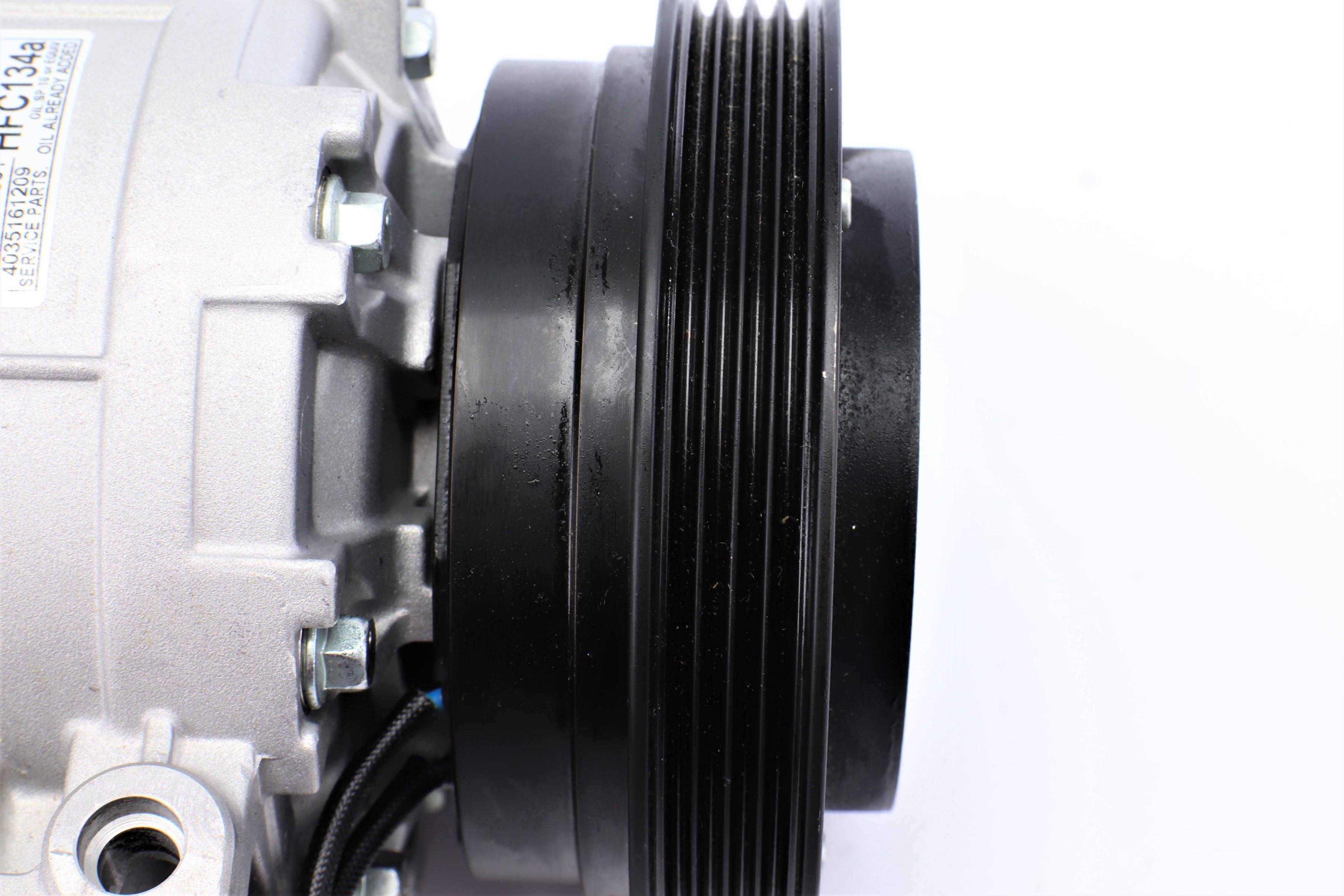 Компресор кондиціонера Audi A4/A6/Skoda Superb/VW Passat 1.6-2.0D 94-