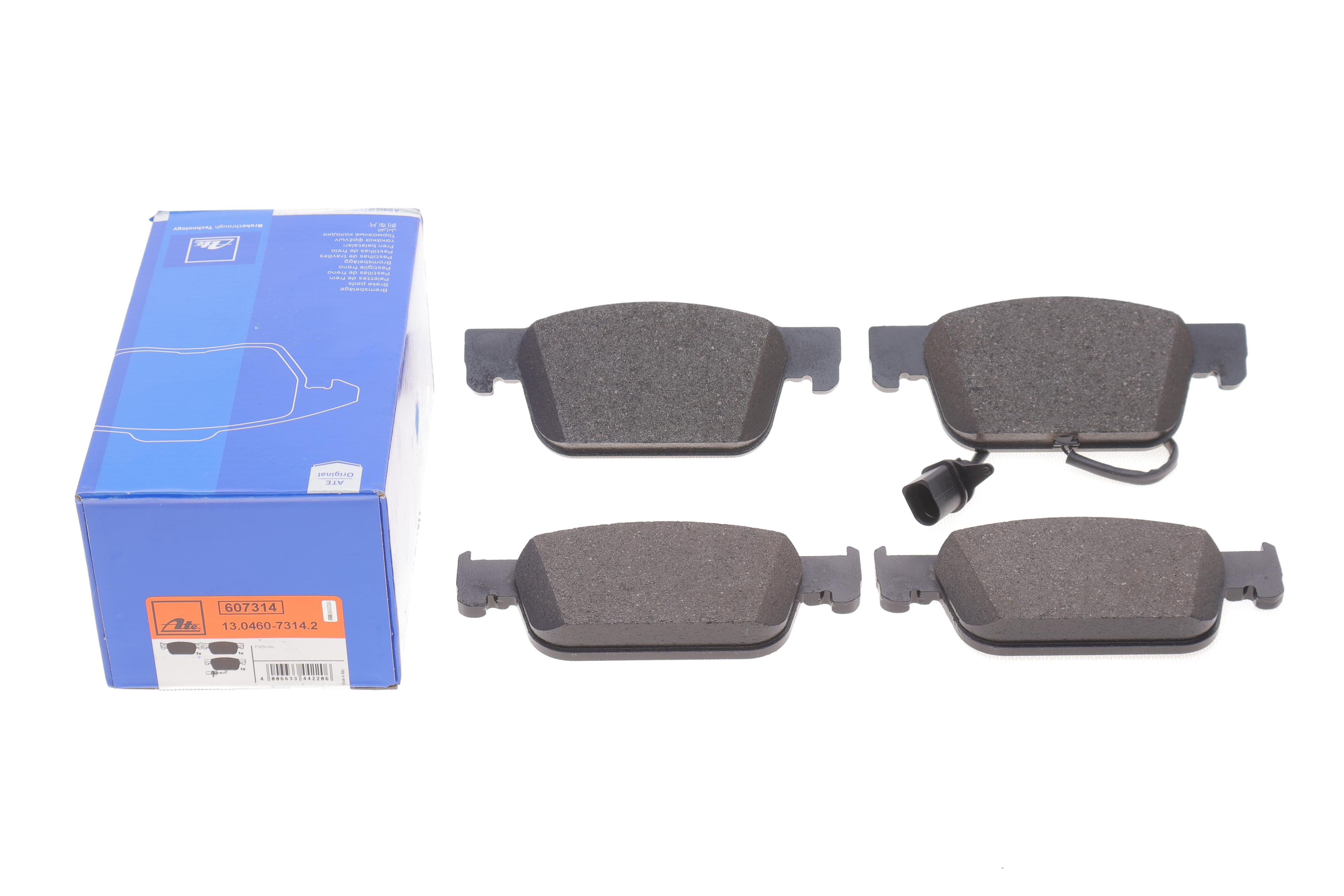 Колодки тормозные (передние) Audi A4/A5 15- (с датчиком) (Ate)