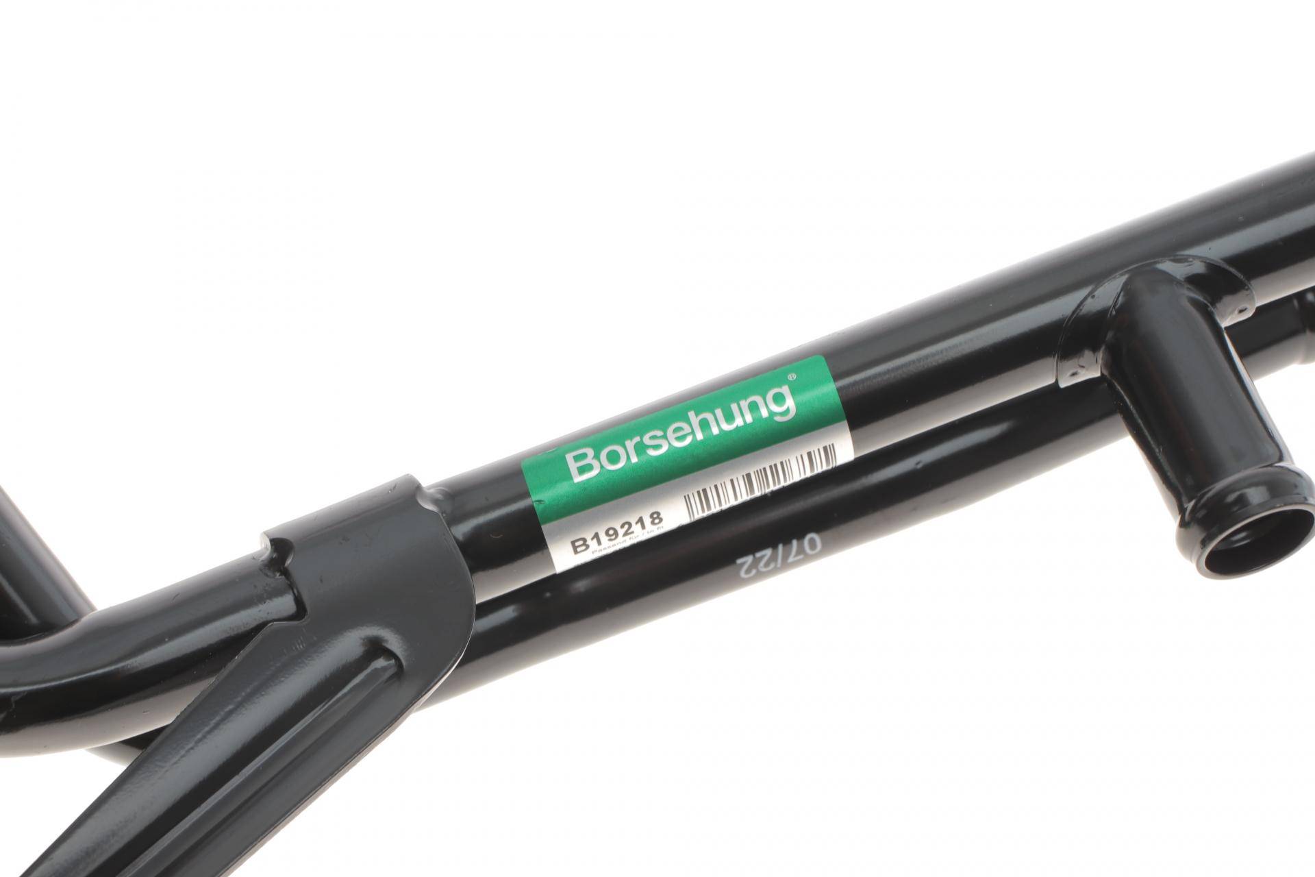 Патрубок системи охолодження VW Passat 1.8/2.0 TSI 05-10