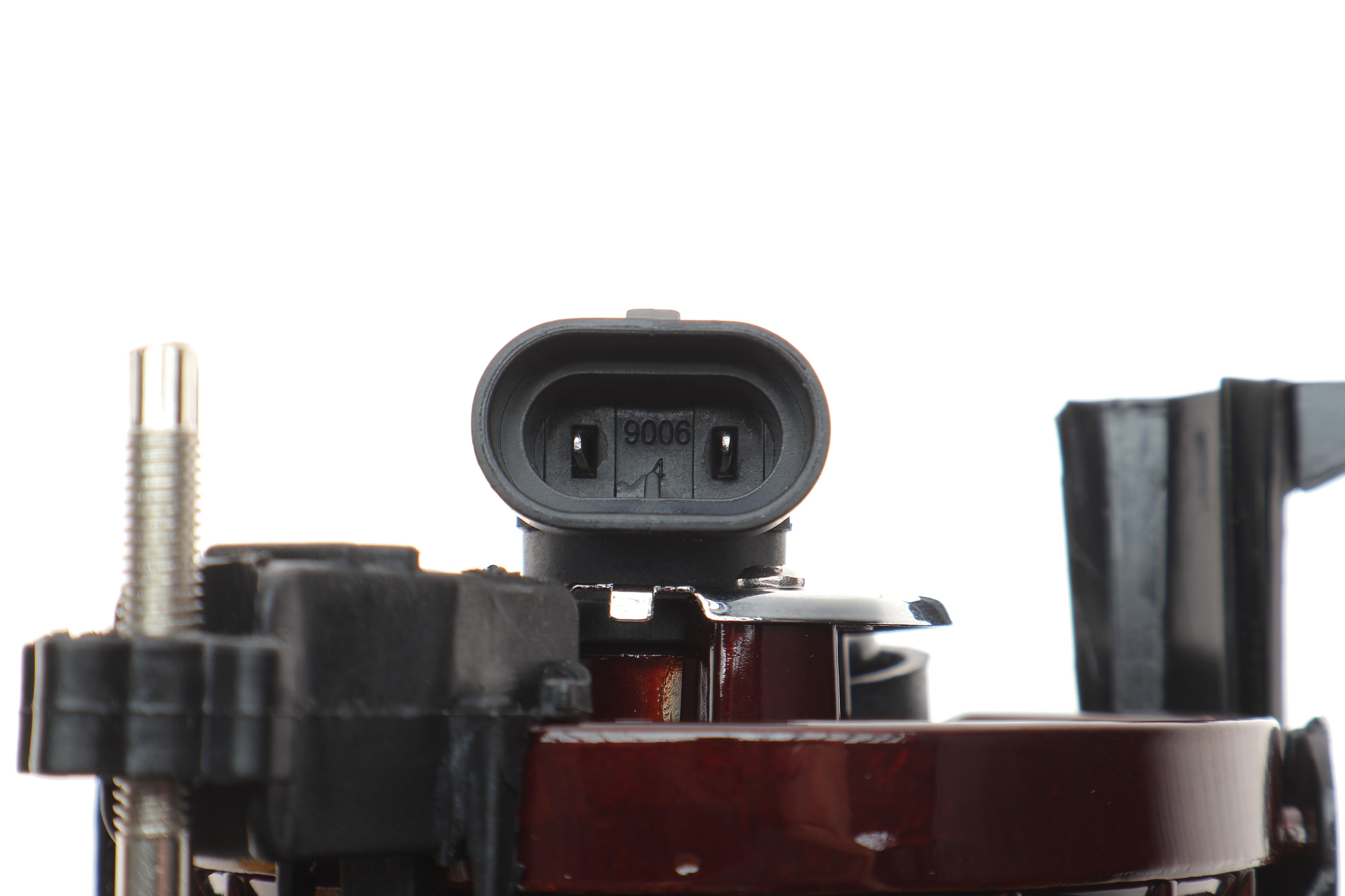 Фара протитуманна VW Caddy III 10- (R)