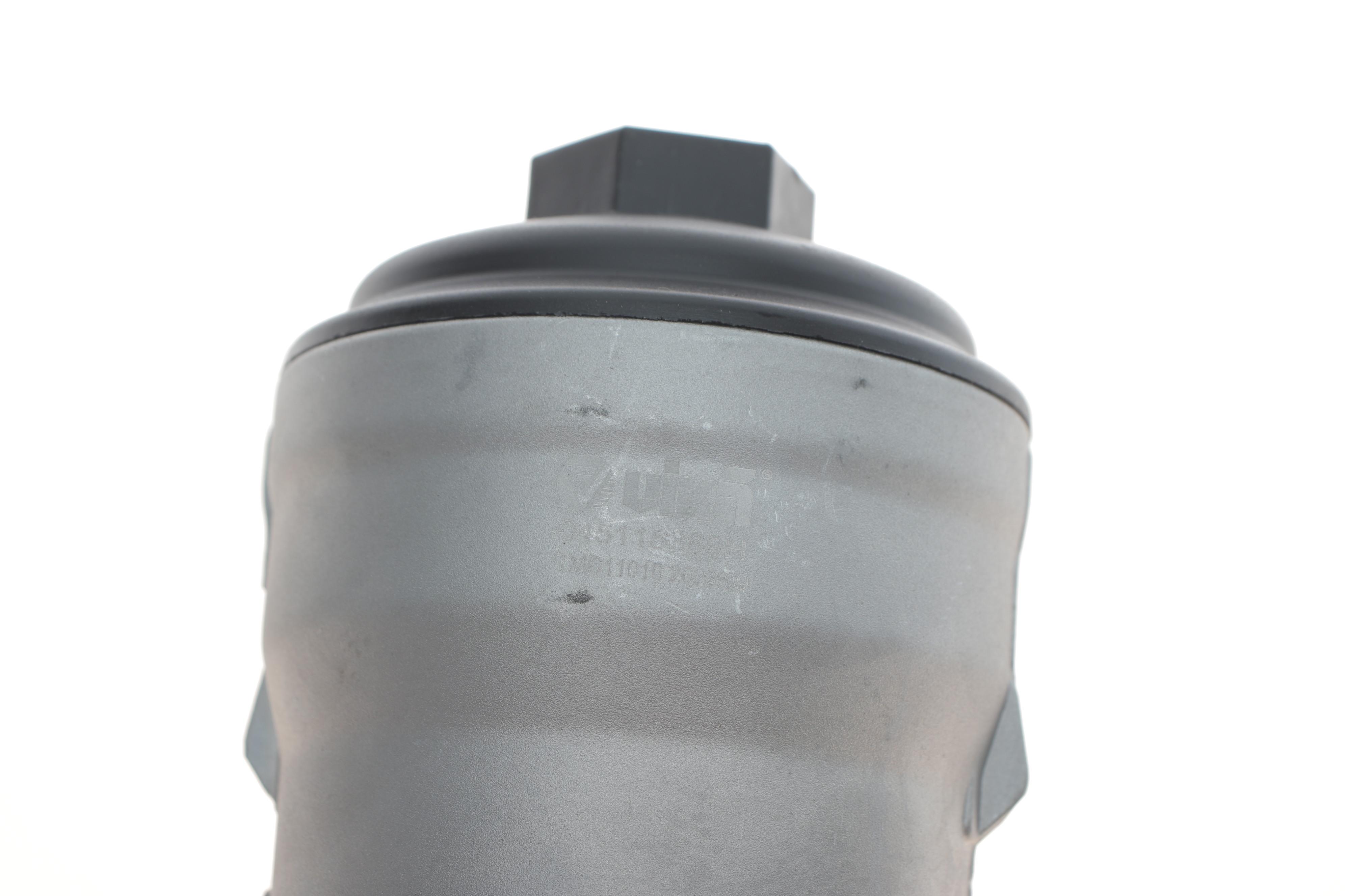 Корпус фільтра масляного VW Caddy III/T5 03-10