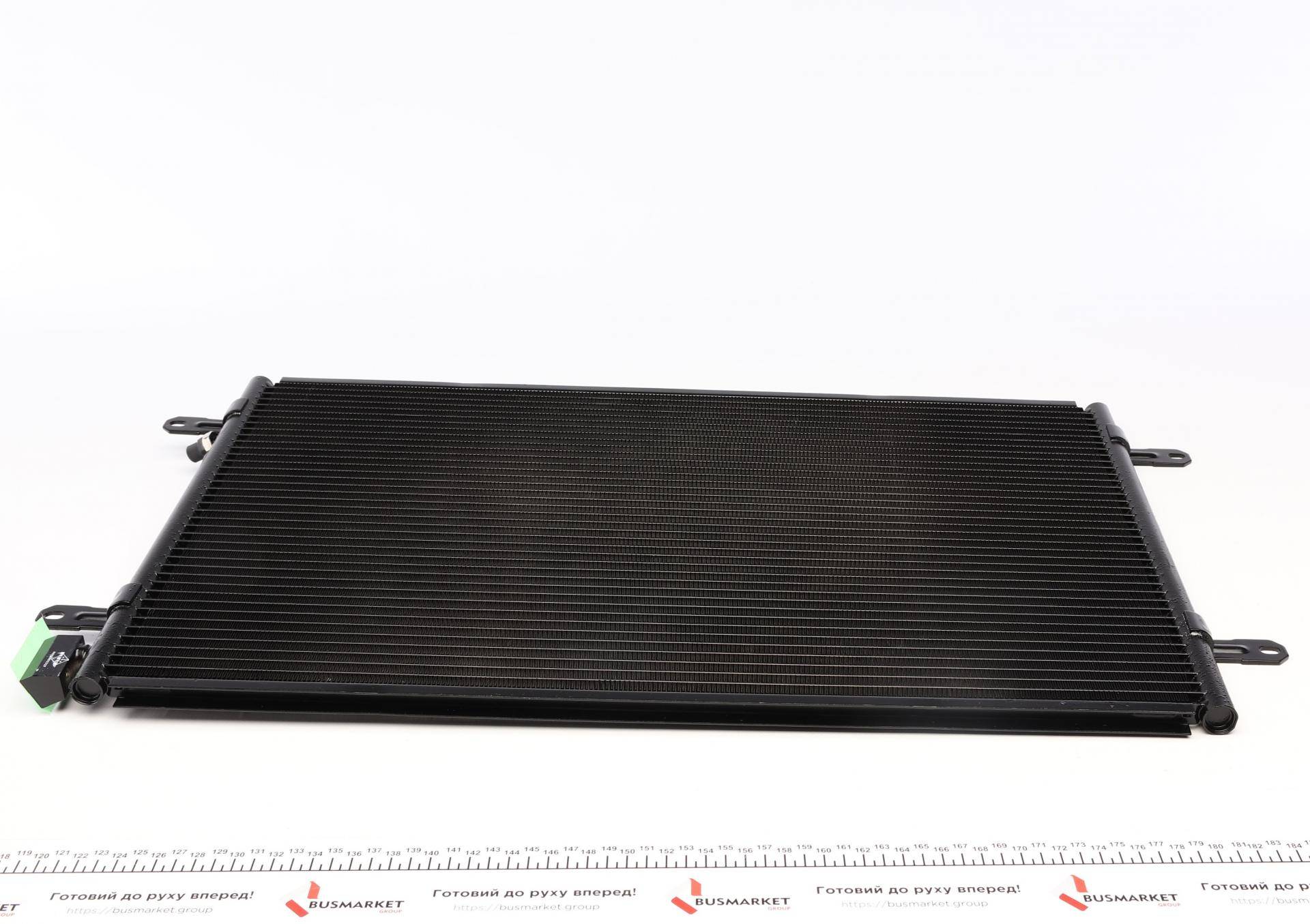 Радіатор кондиціонера Audi A6 2.0-5.2 04-11