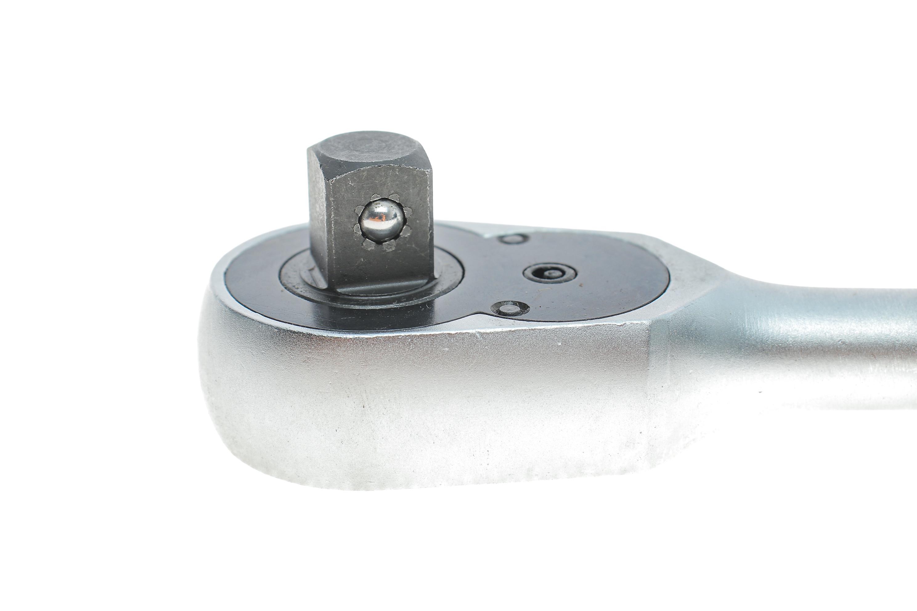 Тріскачка 1/2" телескопічна 32 зубця 410-590 мм