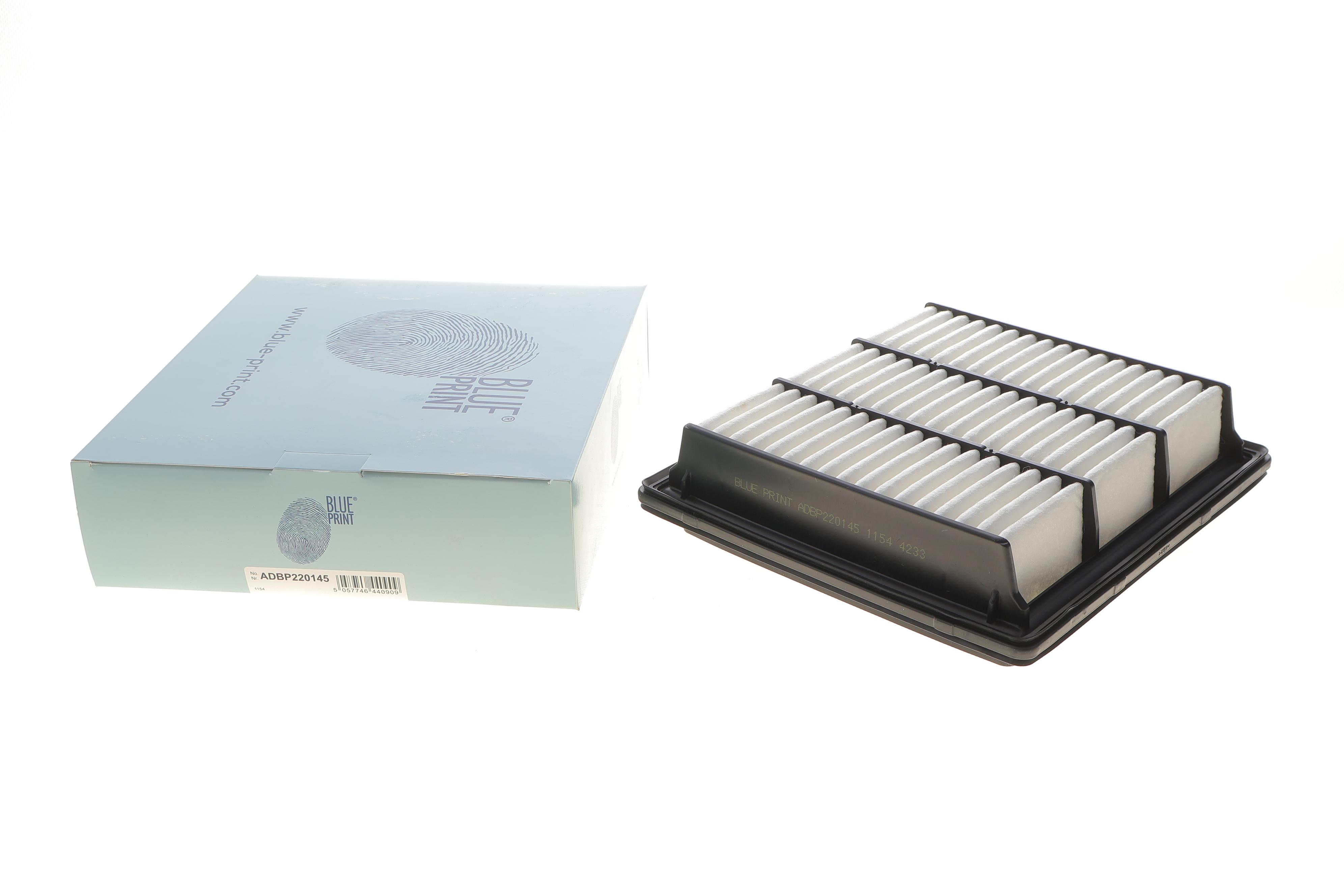 Фильтр воздушный Toyota Land Cruiser 2.8D 24-