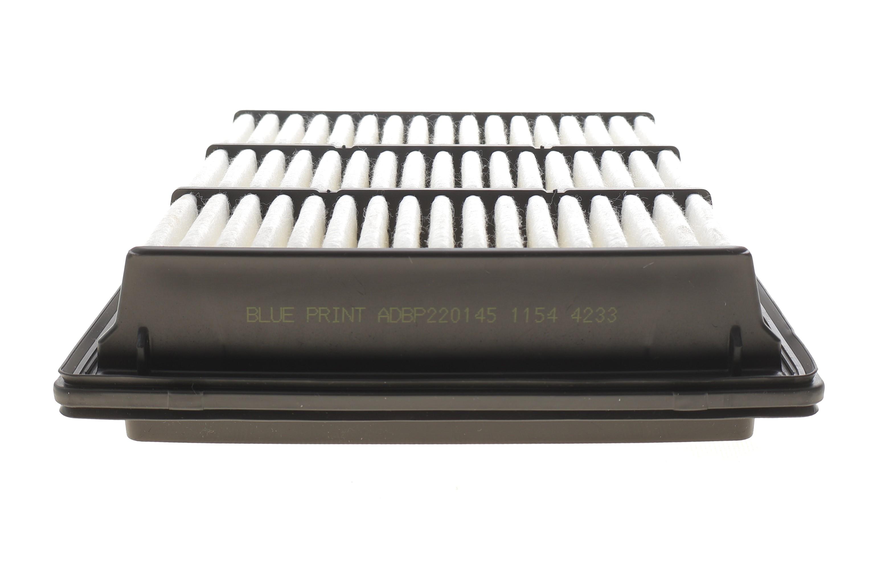 Фильтр воздушный Toyota Land Cruiser 2.8D 24-