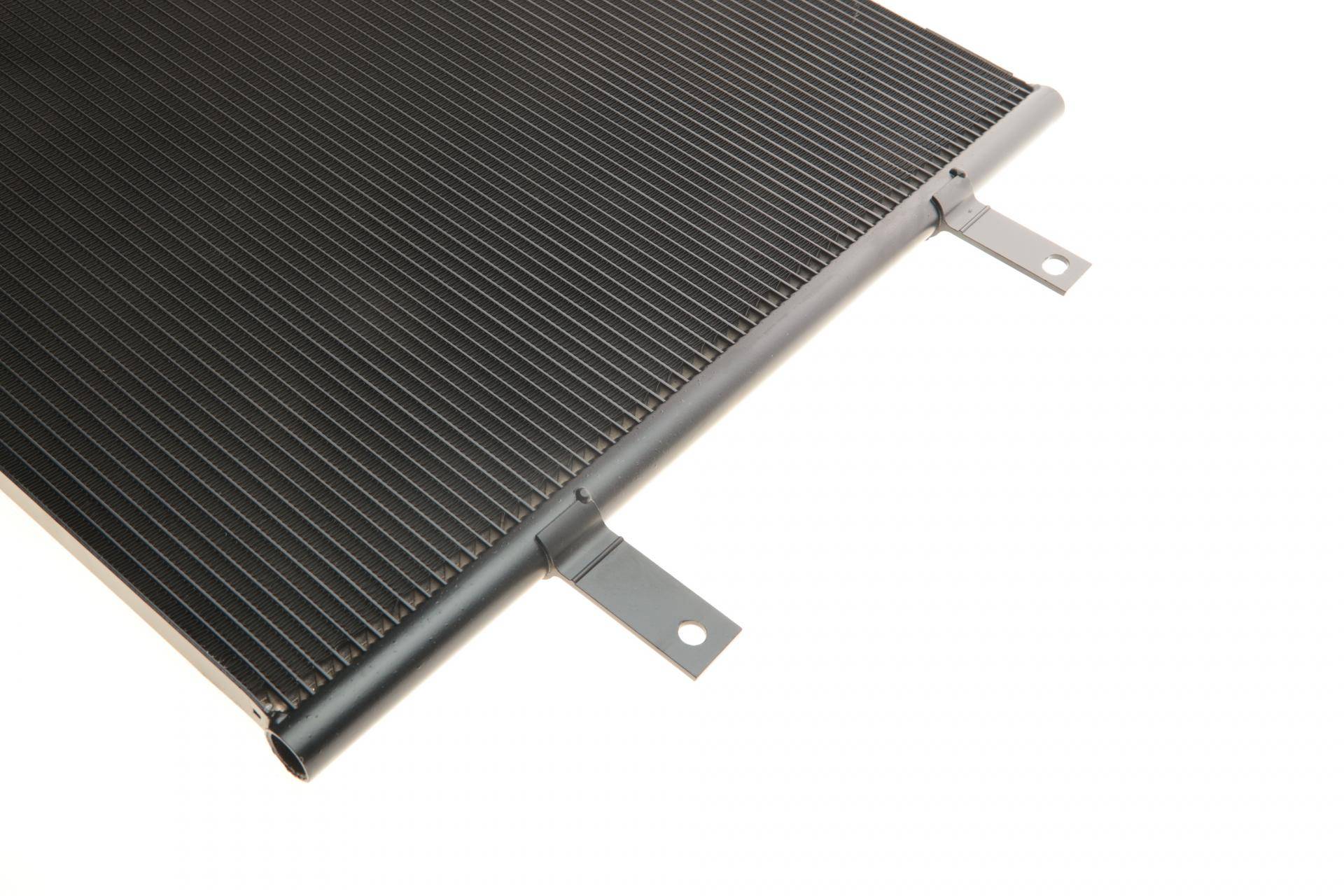 Радіатор кондиціонера VW Crafter/Golf VII/MAN TGE 14-