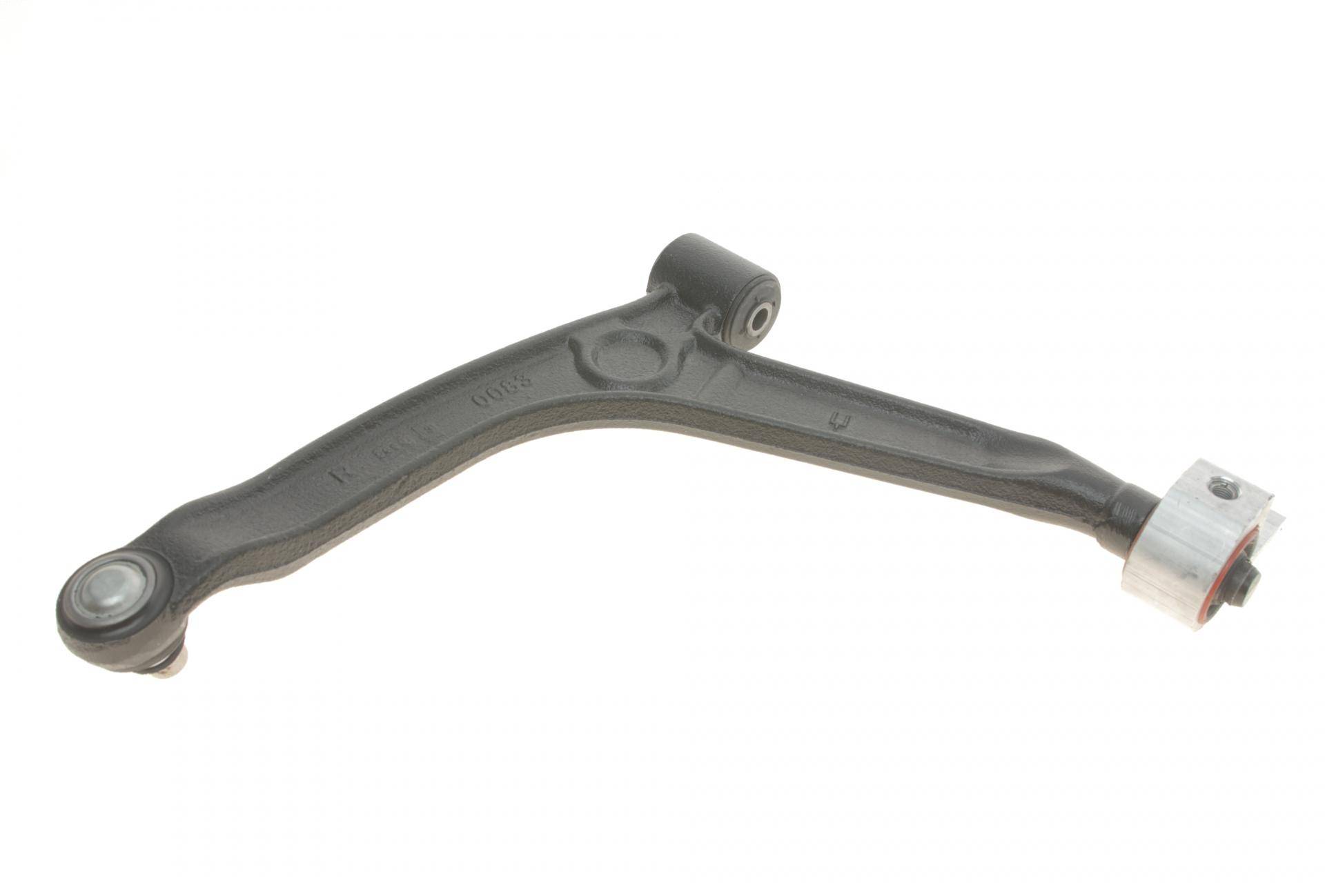 Важіль підвіски (передній/знизу) (R) Citroen Berlingo/Peugeot Partner 1.6-2.0 99-