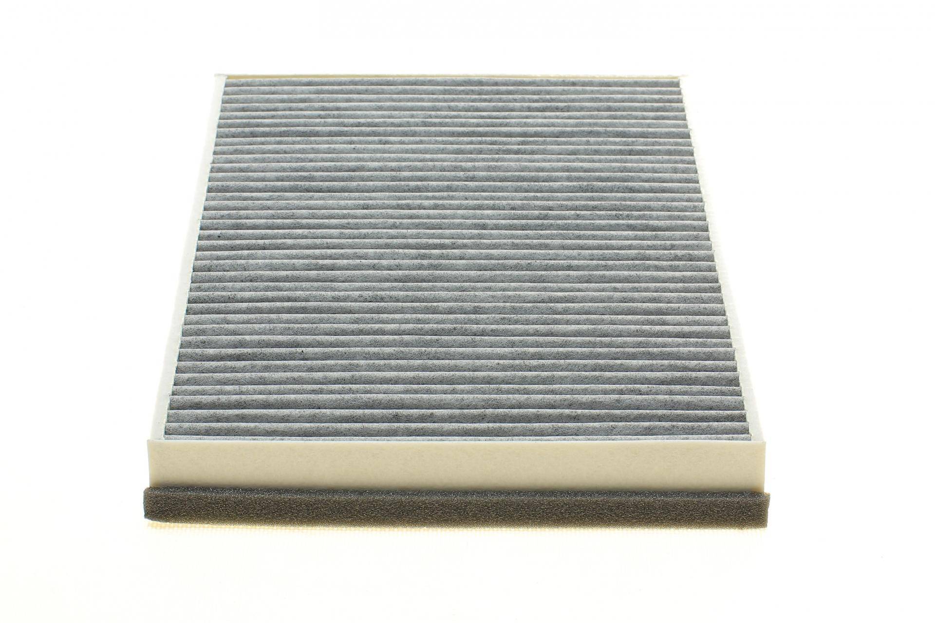 Фільтр салону Opel Astra F/G/H 96- (вугільний)