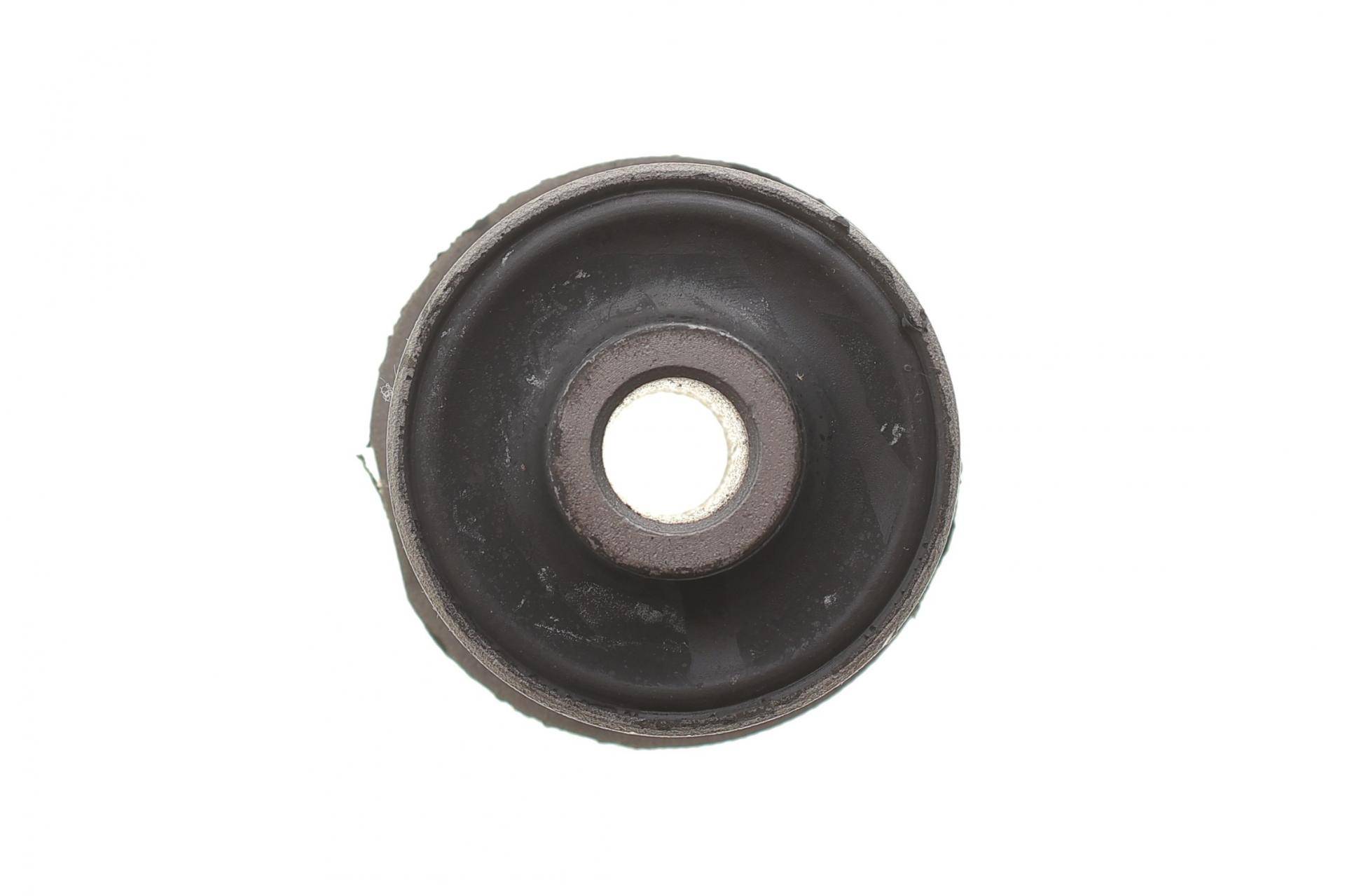 Сайлентблок важеля (переднього/знизу) Jeep Grand Cherokee 98-05