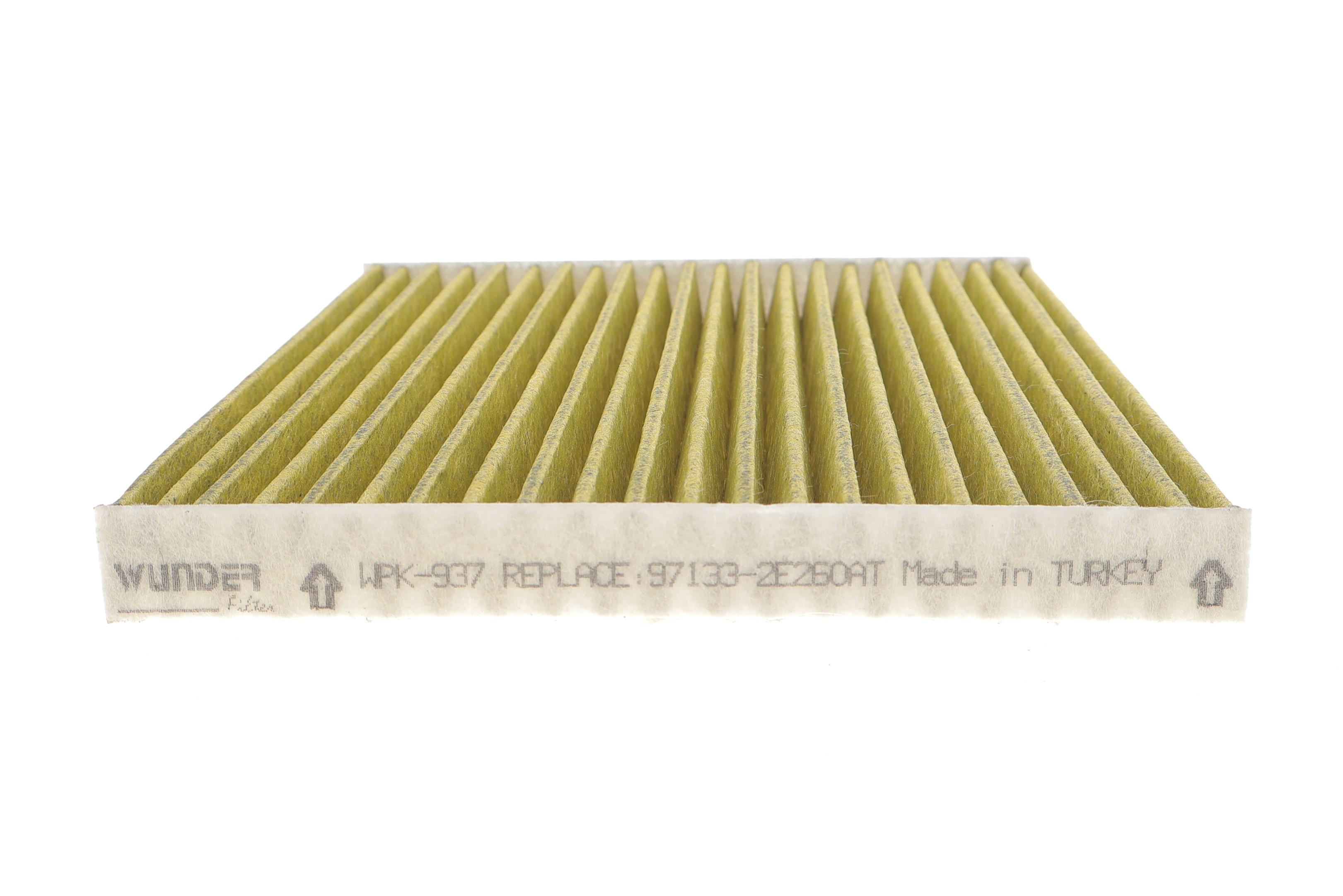 Фильтр салона Hyundai Tucson 06-/I30 12-/Kia Sportage 04- (угольный)