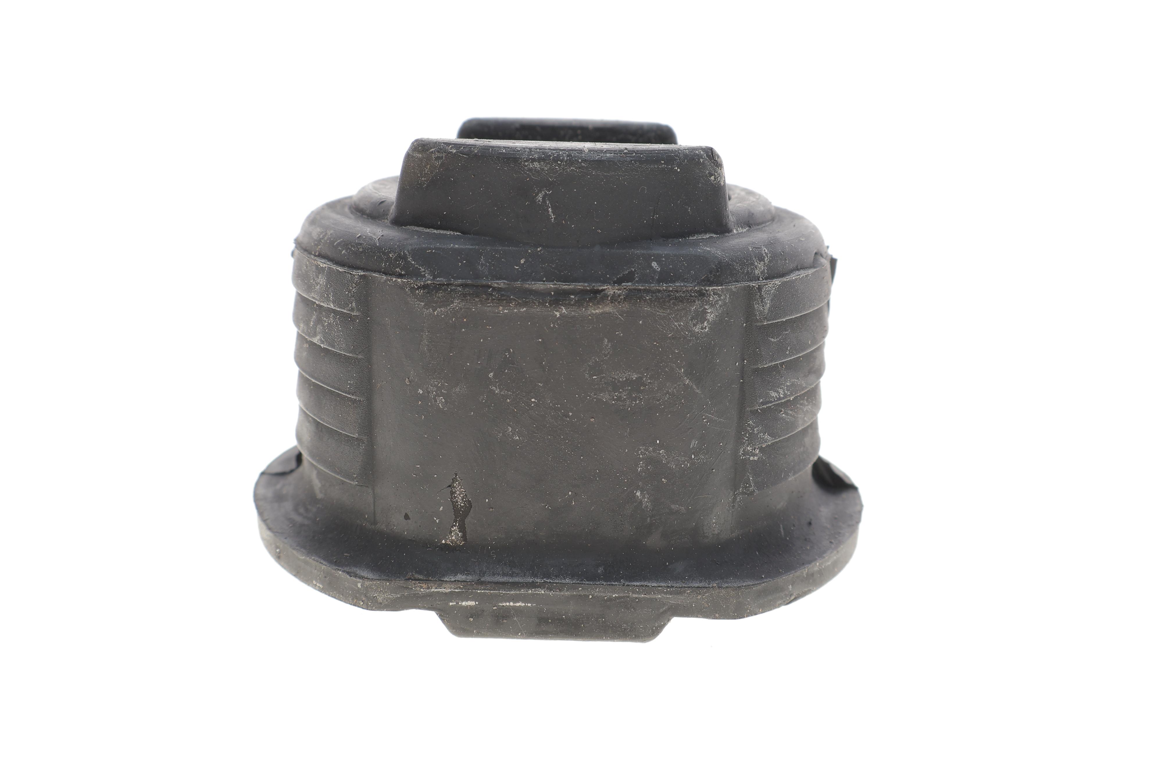 Сайлентблок балки (задньої) MB C-class (W202) 93-01