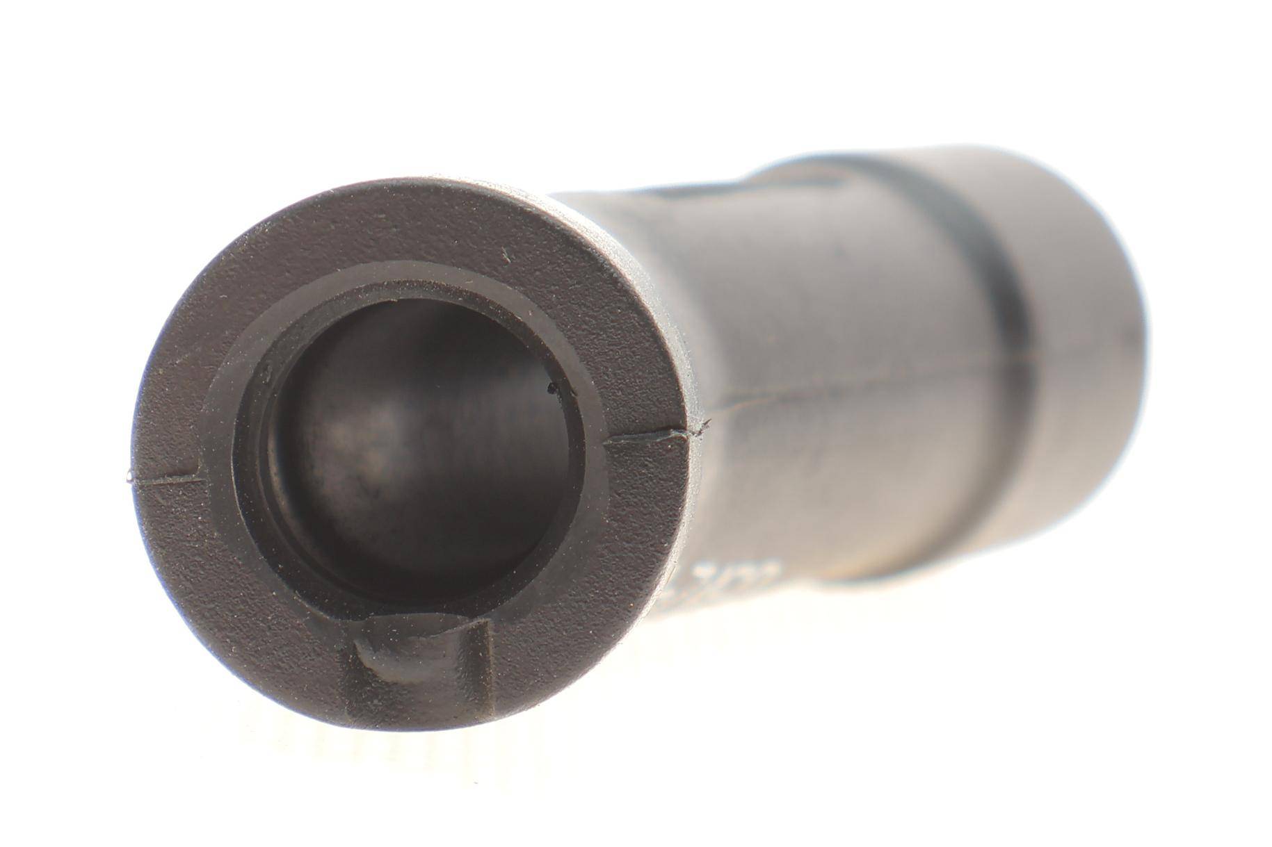 Патрубок вентиляції картерних газів MB G-class (W463) 1.8/2.0/2.3 82-00