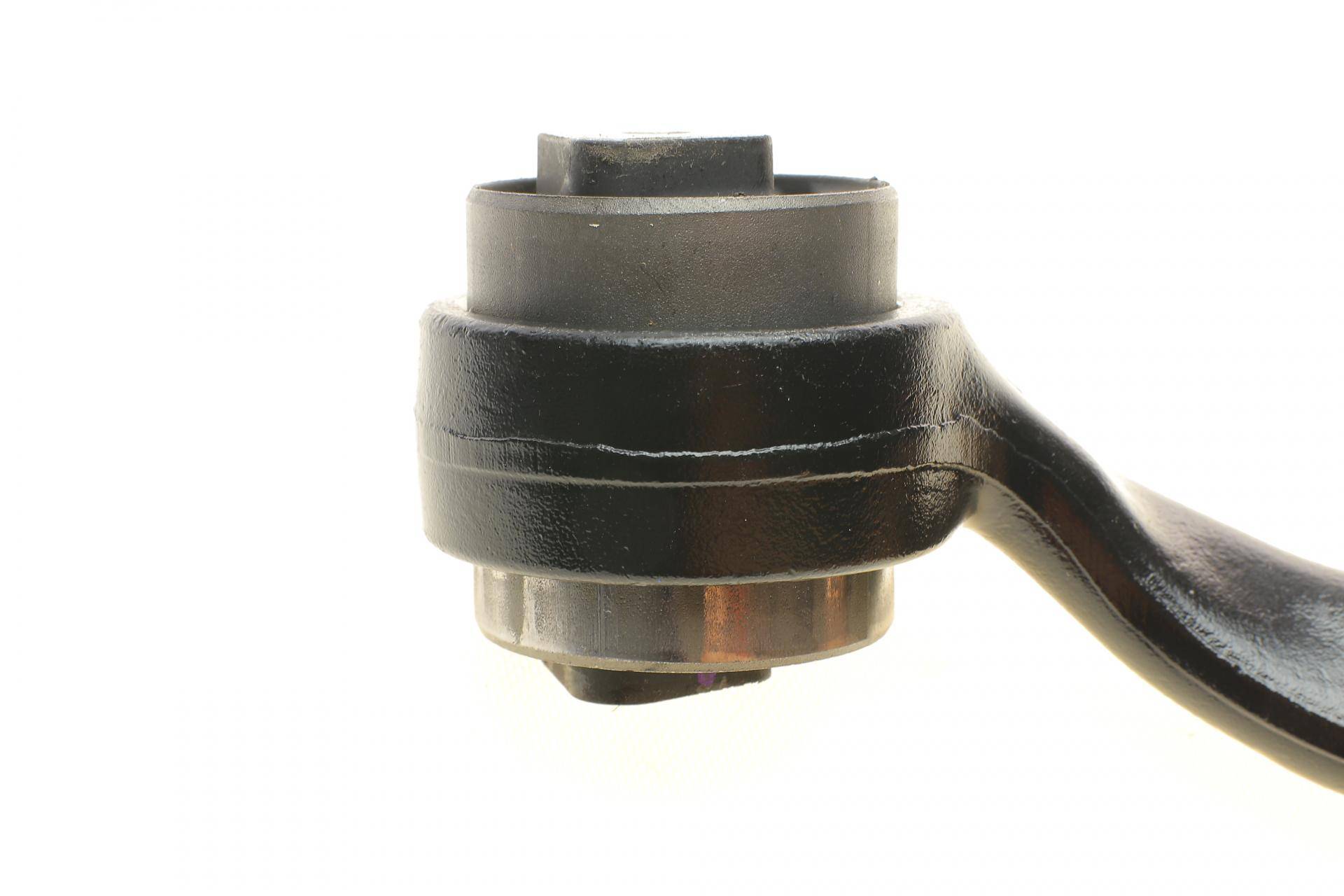 Важіль підвіски (передній/знизу/спереду) (L) BMW X5 (F15/F85)/X6 (F16/F86) 3.0-4.4 06-19