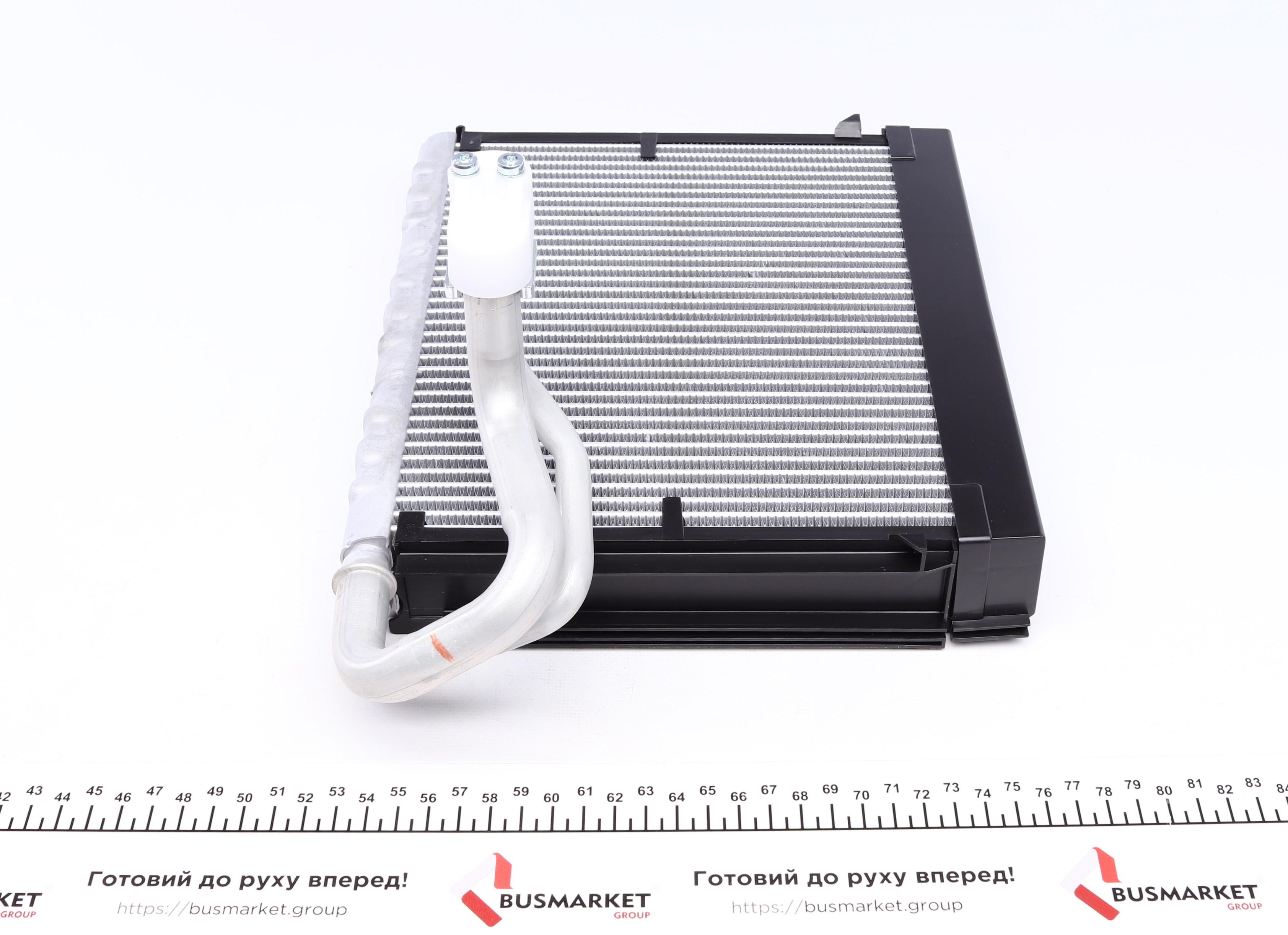 Радіатор кондиціонера VW Crafter 2.0TDI/2.5TDI/MB Sprinter 2.2CDI/3.0CDI 06-16 (в салоне)