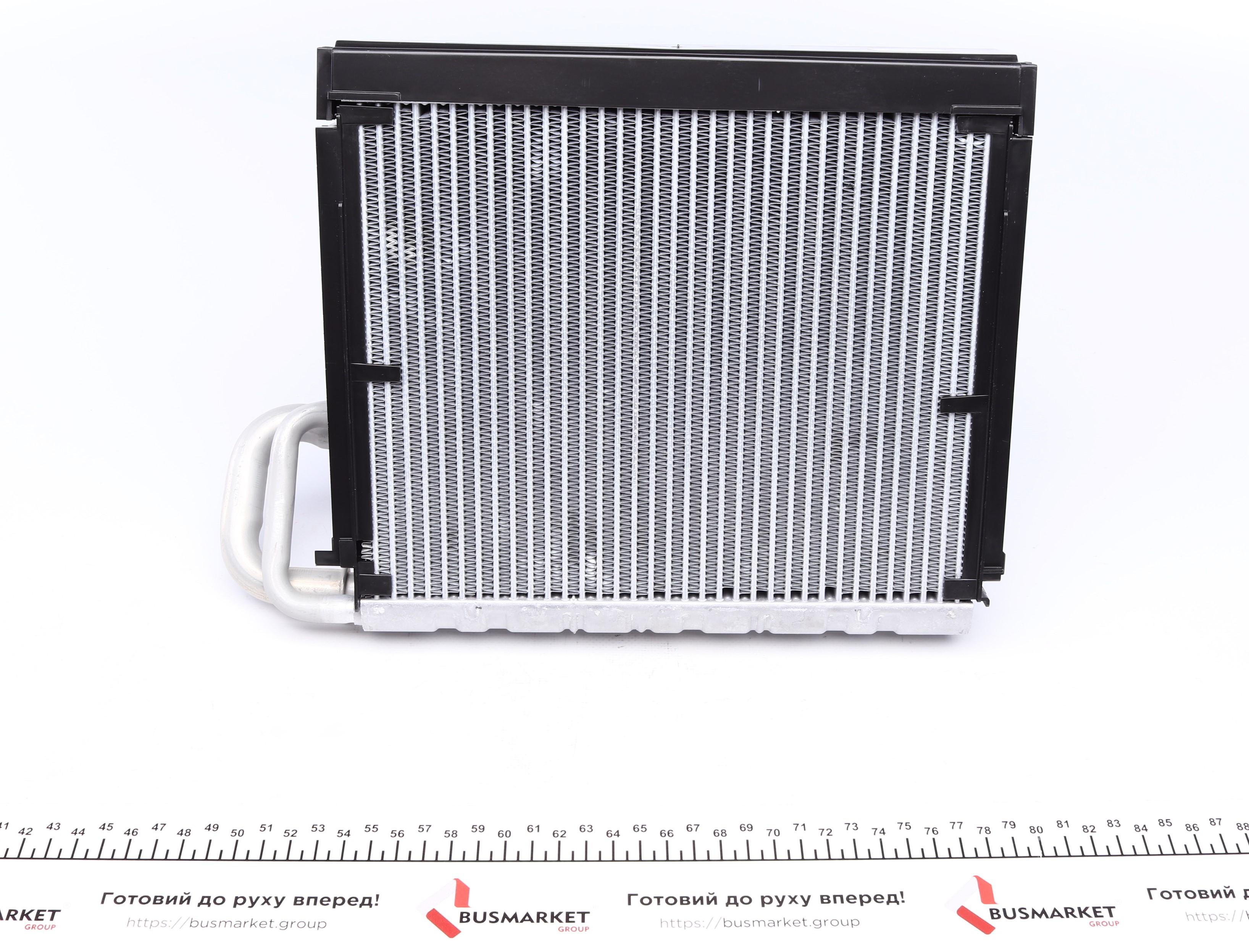 Радіатор кондиціонера VW Crafter 2.0TDI/2.5TDI/MB Sprinter 2.2CDI/3.0CDI 06-16 (в салоне)