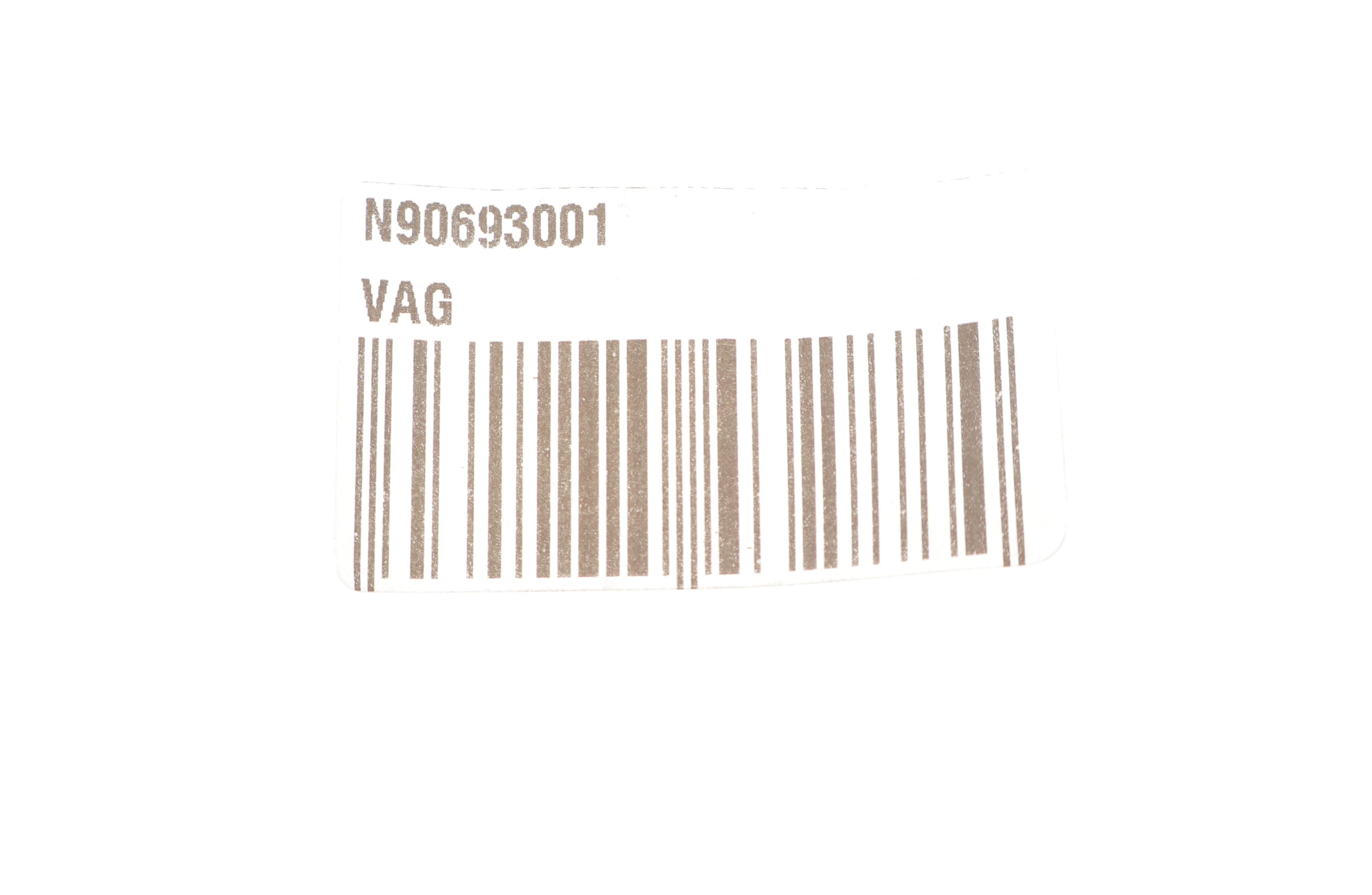 Фланец системы охлаждения VW Caddy III/IV /T5 03-20 (тройник)