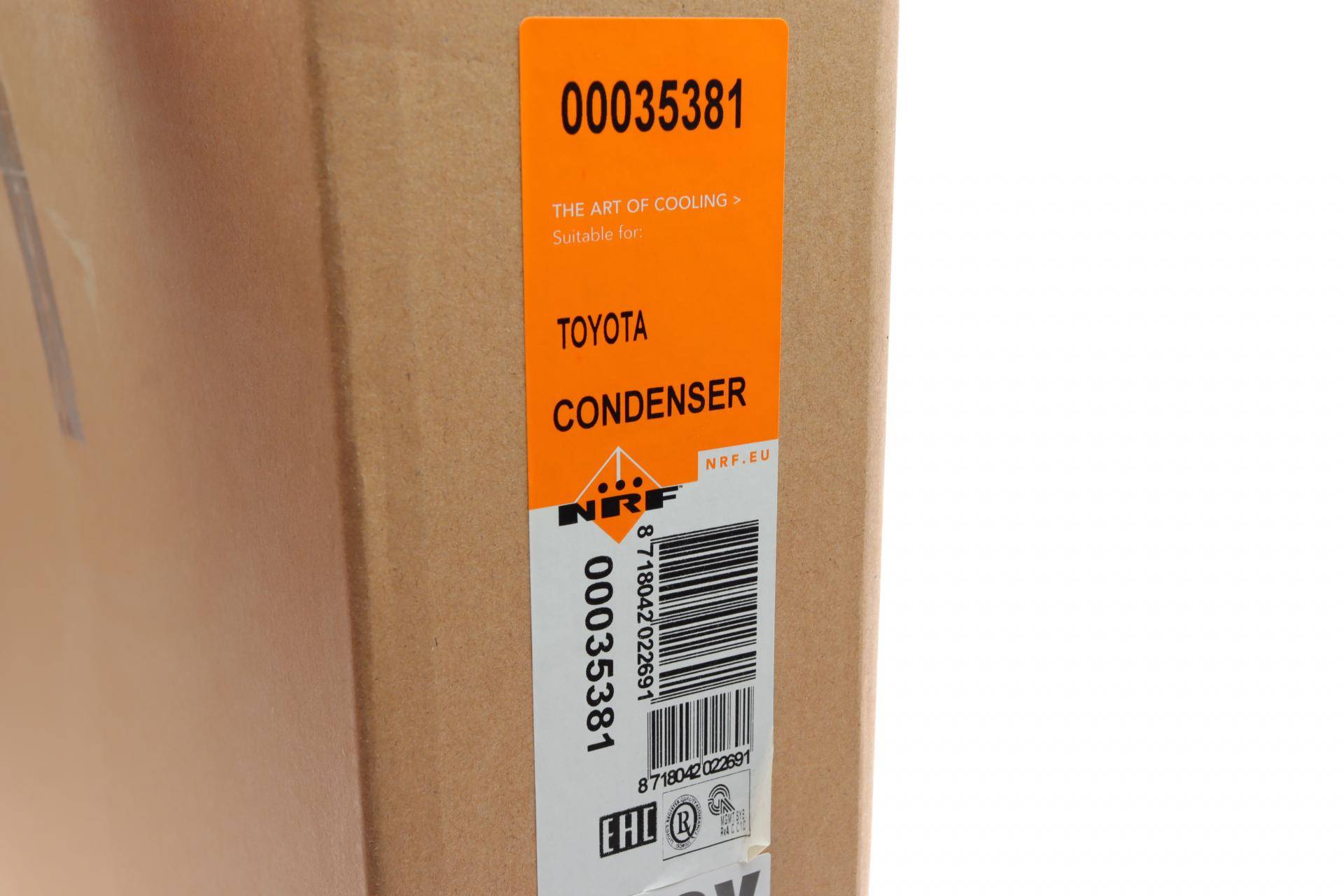 Радіатор кондиціонера (з осушувачем) Toyota Rav4 1.8/2.0 00-05