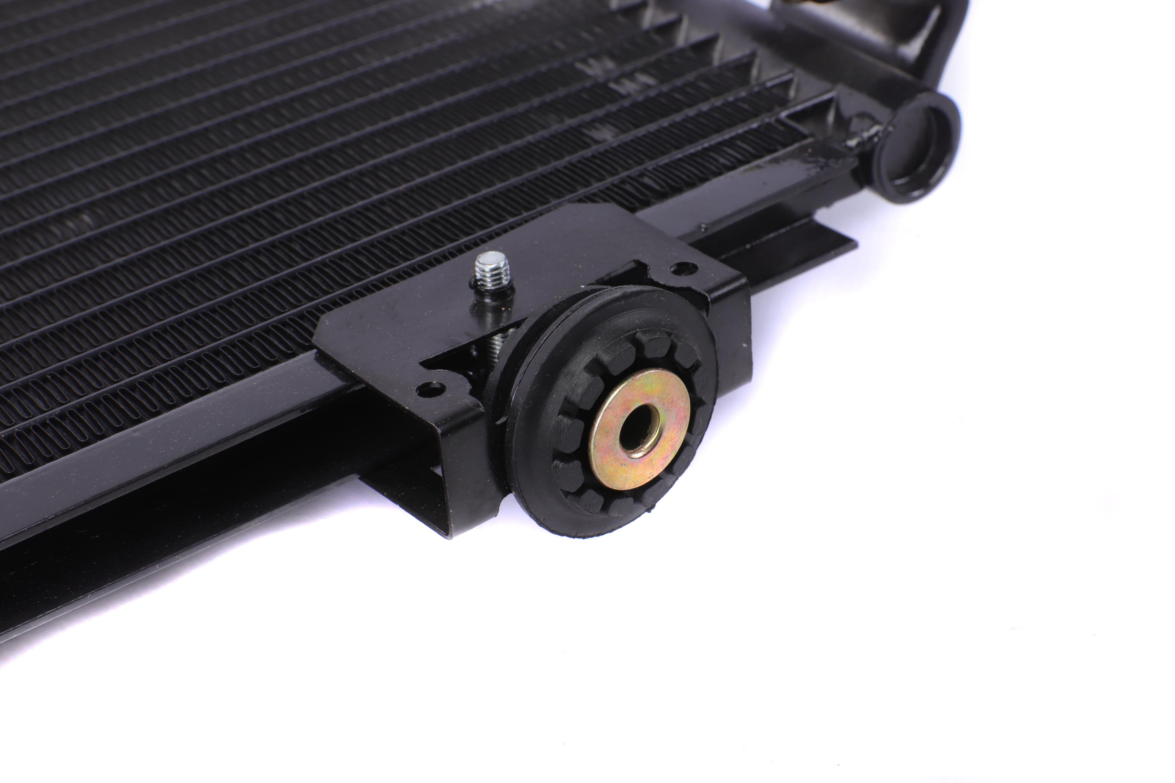 Радіатор кондиціонера (з осушувачем) Toyota Avensis 1.6-2.4 03-