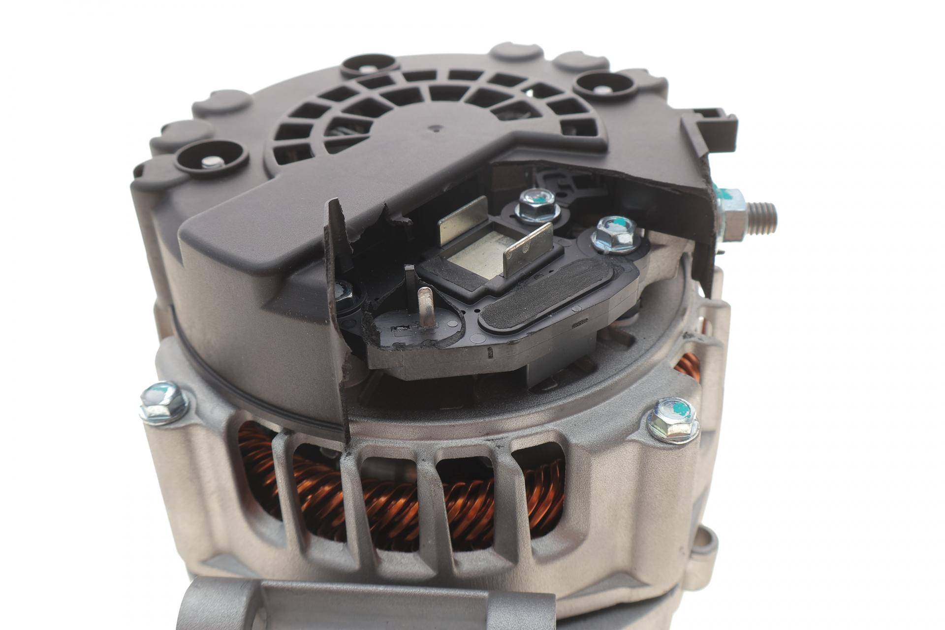 Генератор BMW 3 (F30/F80)/5 (F10)/X3 (F25) B47/B46/B48/B37 (14V/180A)(пошкоджена фішка)