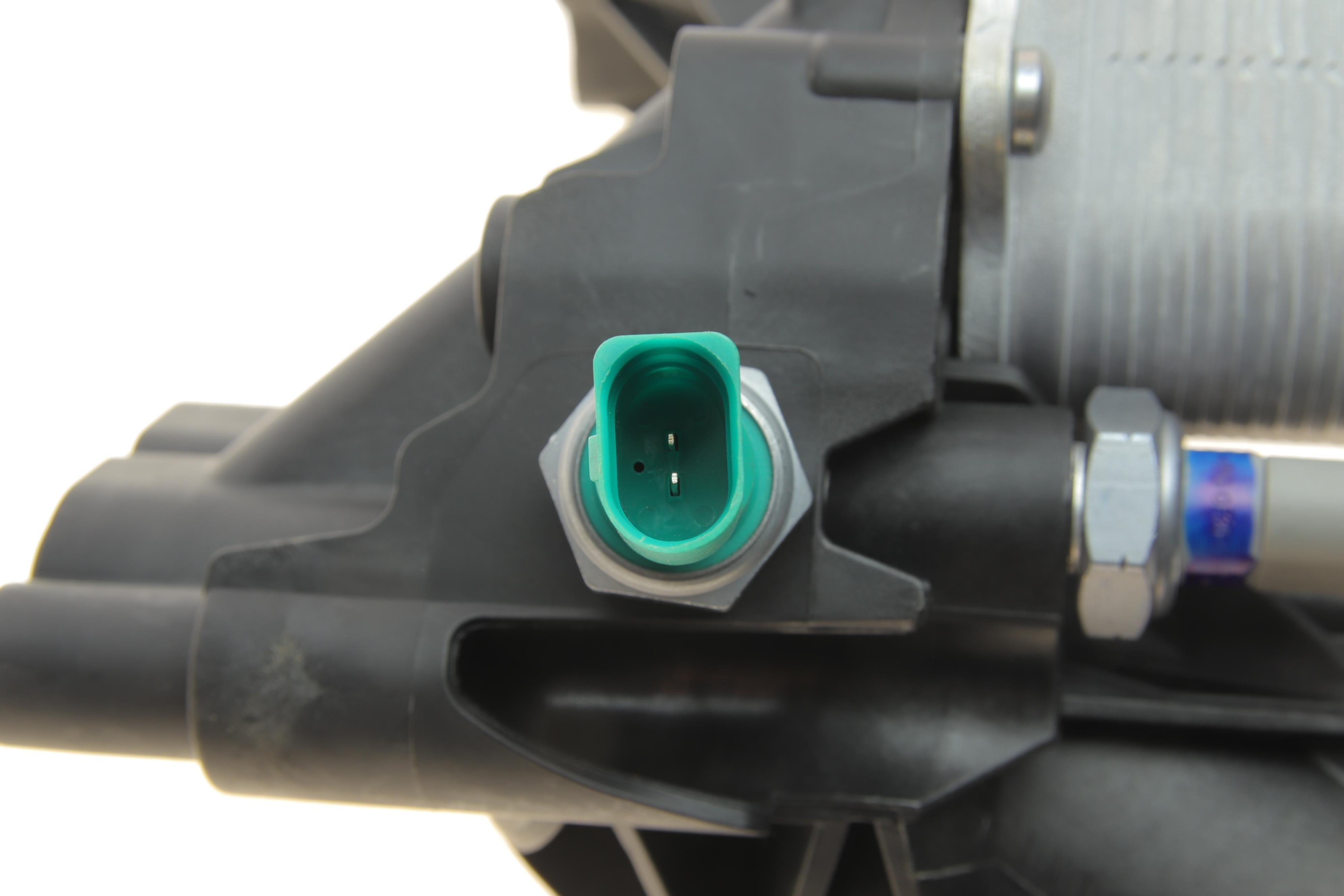 Корпус фільтра масляного (з радіатором) Audi A6 2.0 TDI 13-18