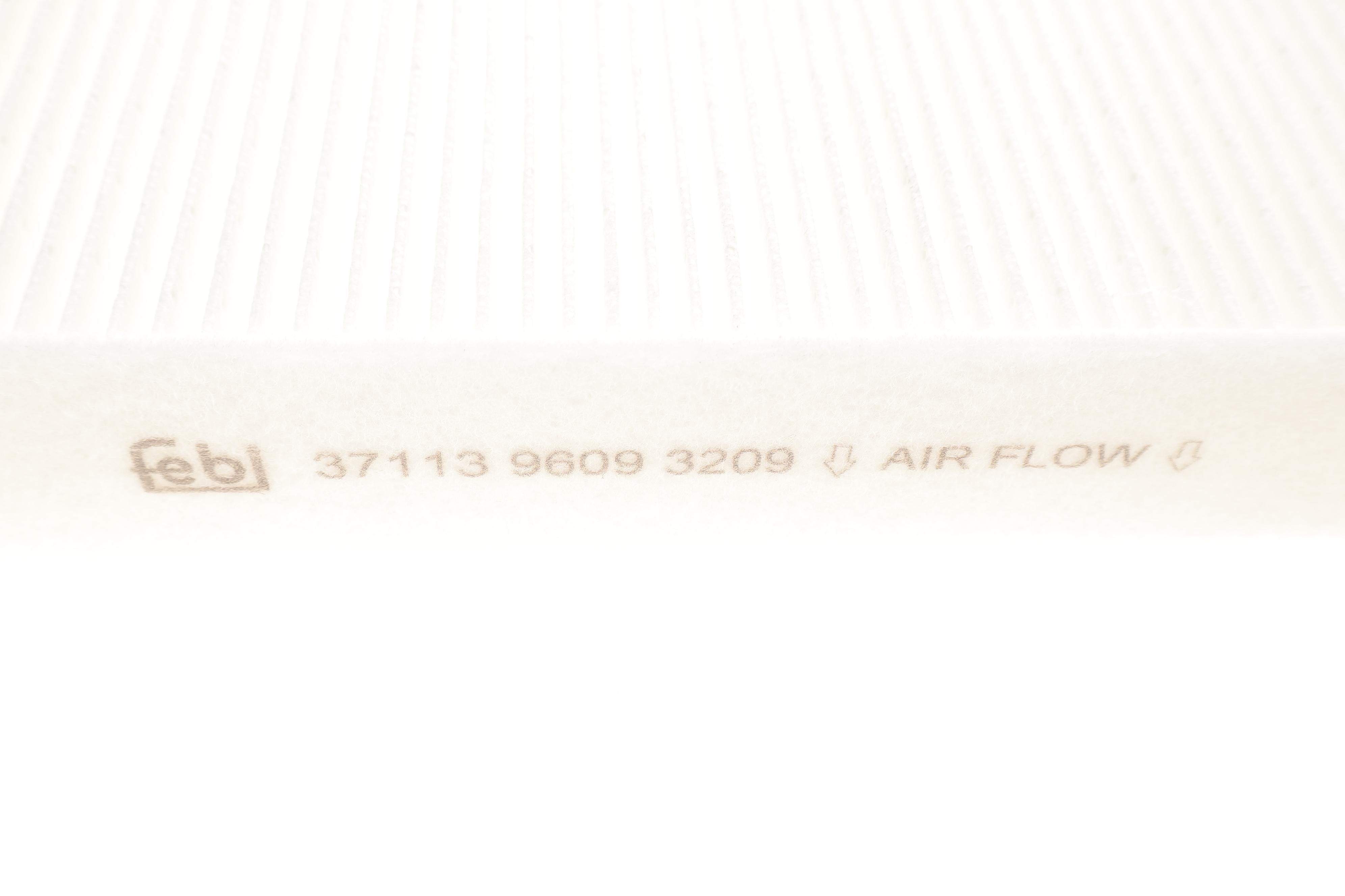 Фильтр салона BMW 3 (F30/F80)/4 (F32/F82) 11-