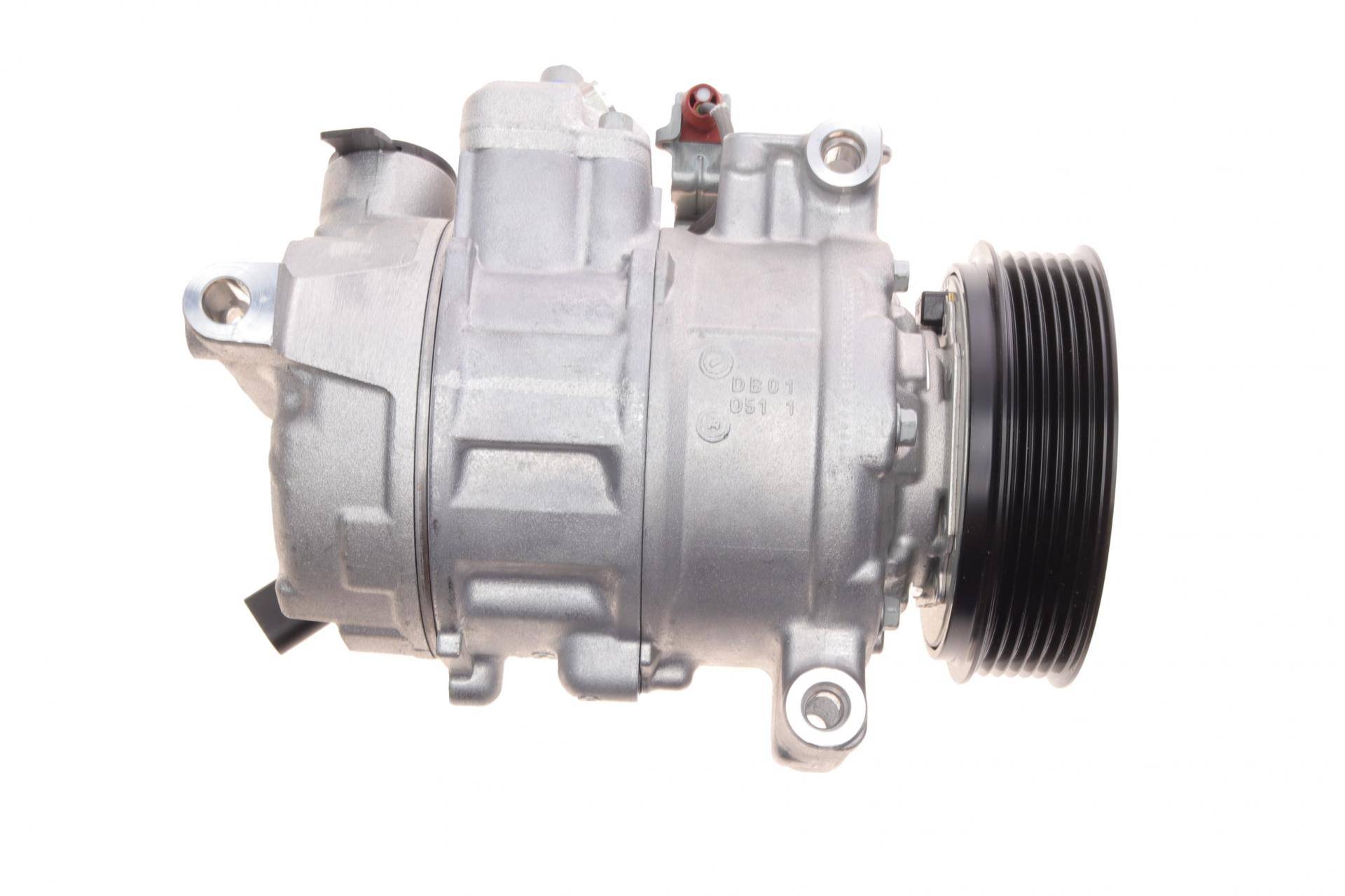 Компресор кондиціонера Audi A6 2.0 11-