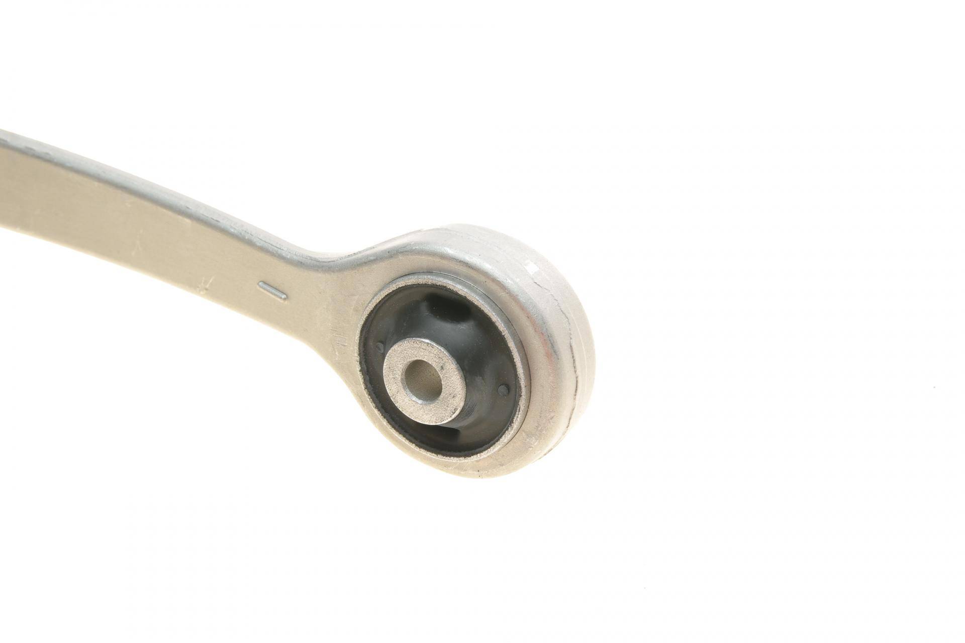 Важіль підвіски (передній/зверху) (R) Audi A4/A6/VW Passat B5 96-05