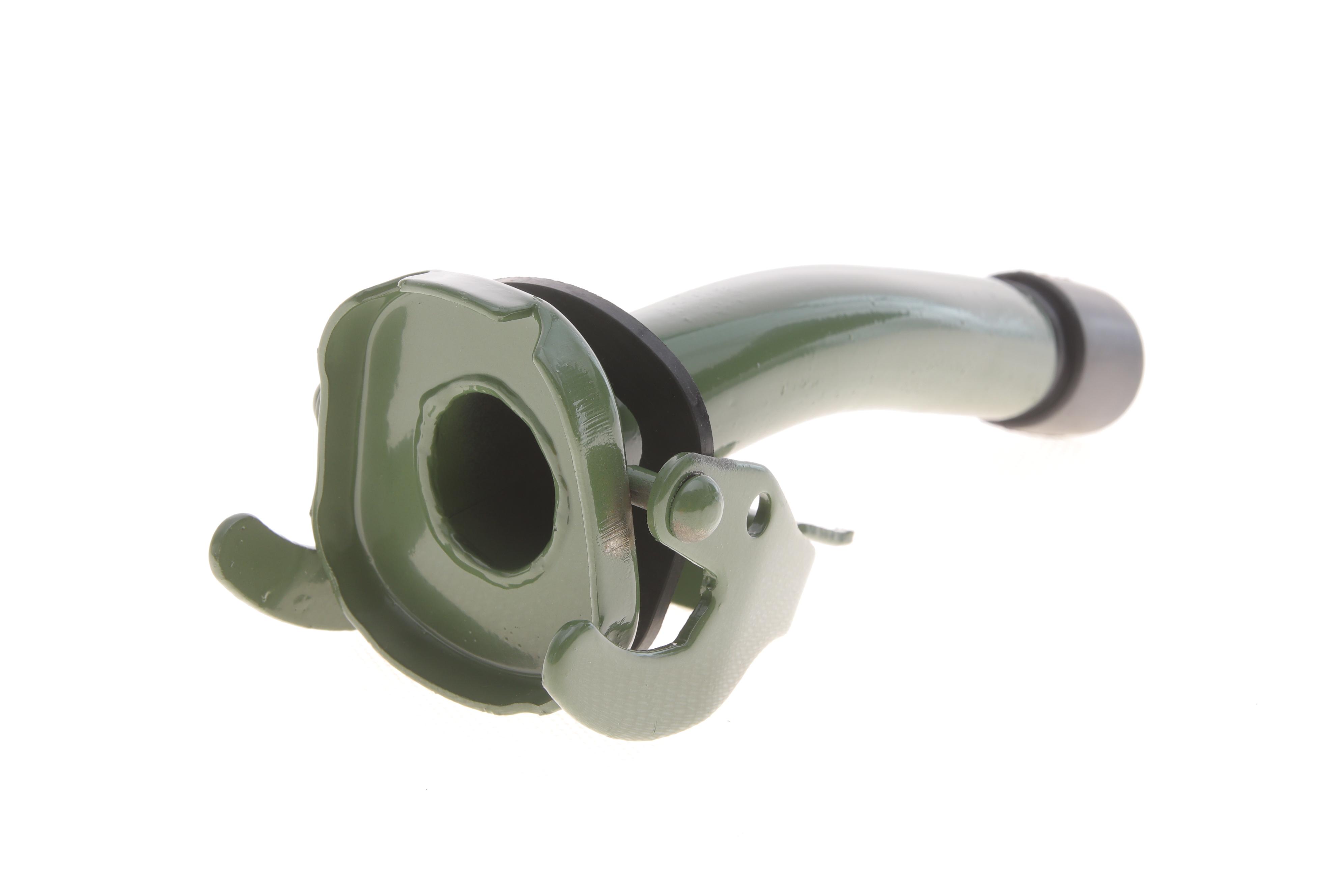 Лейка для канистры