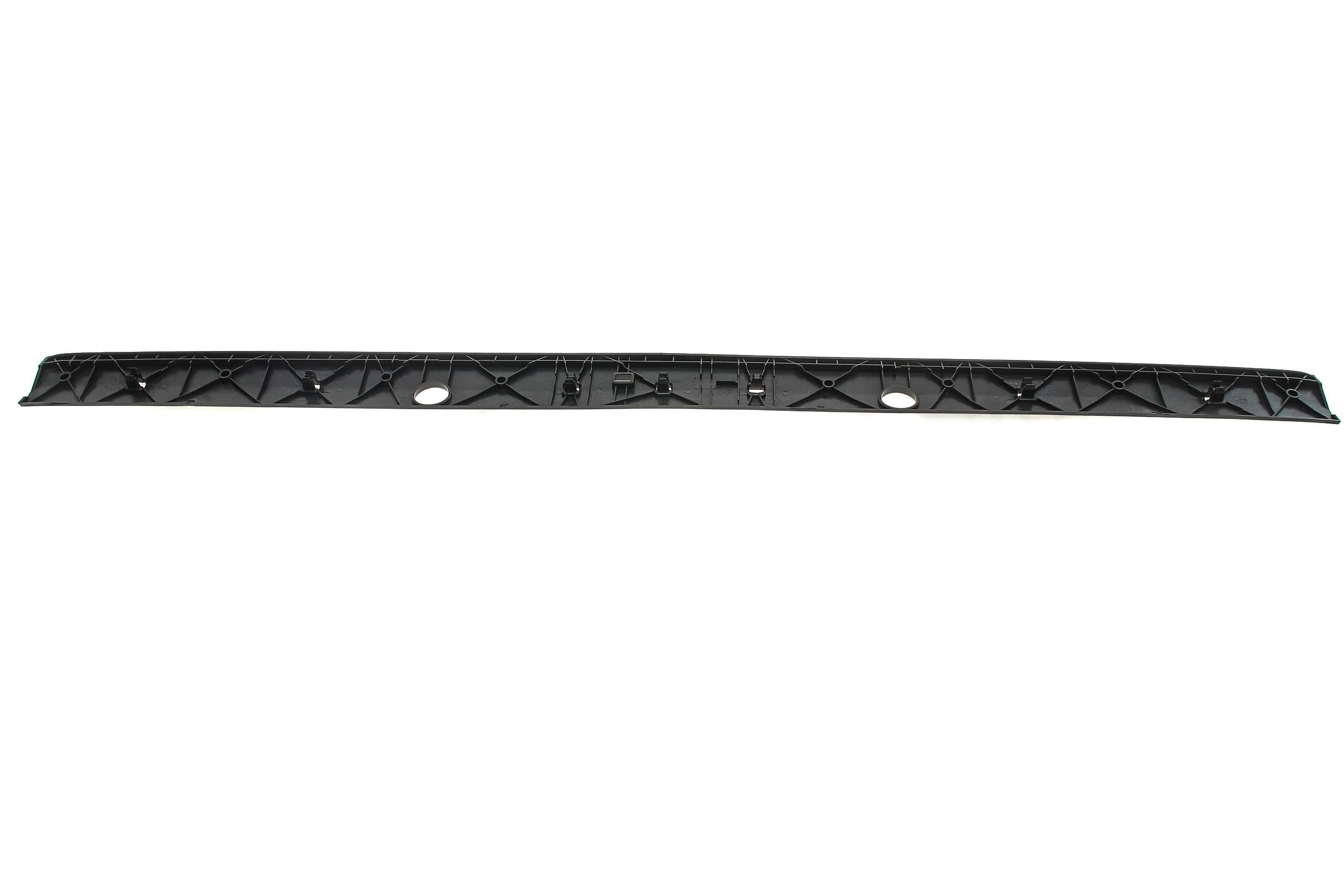 Планка двери (задней/нижняя) MB Sprinter/VW LT 96- (9017660119) (повреждены фиксаторы)