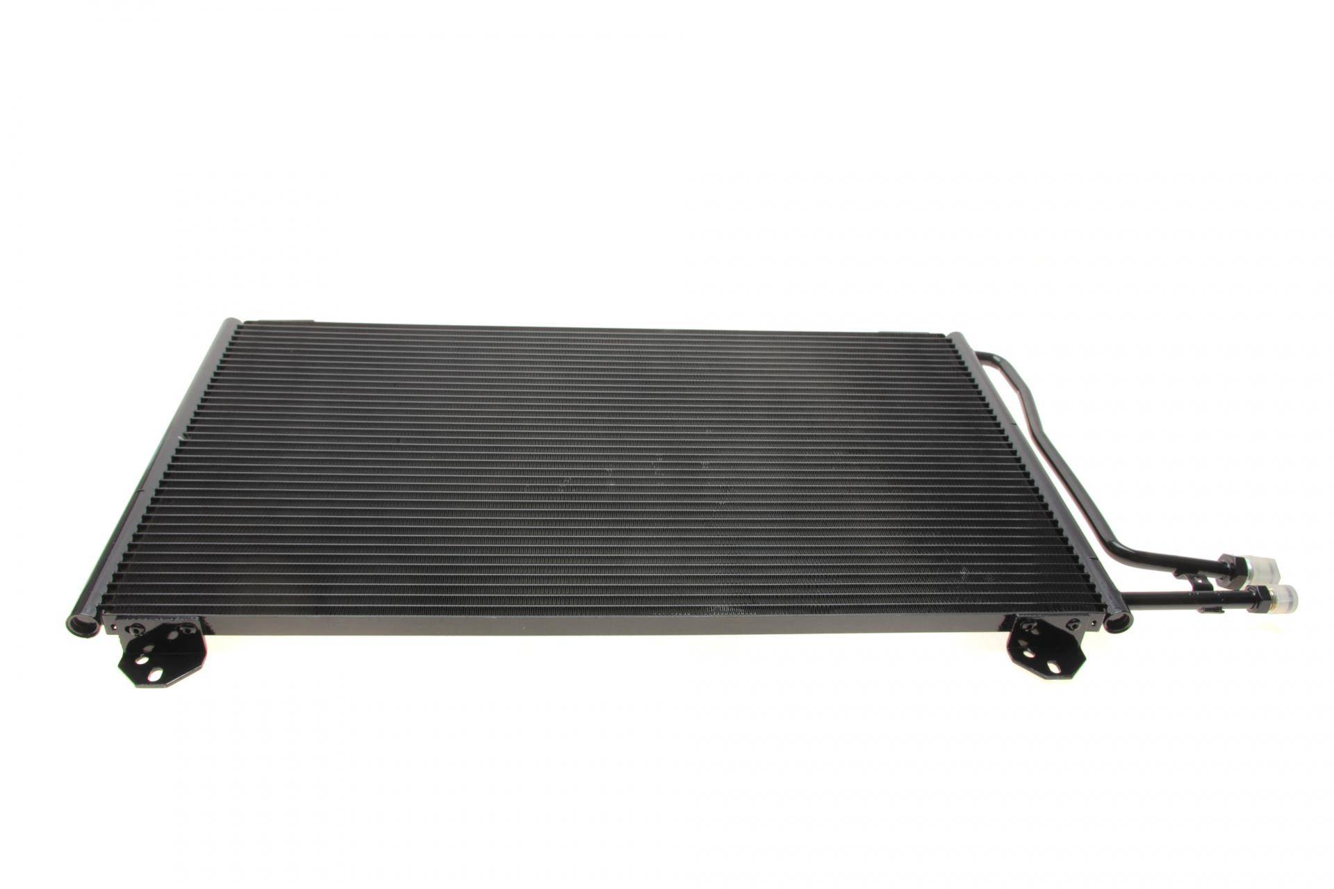 Радіатор кондиціонера MB Sprinter 901-904 TDI/CDI 96-06