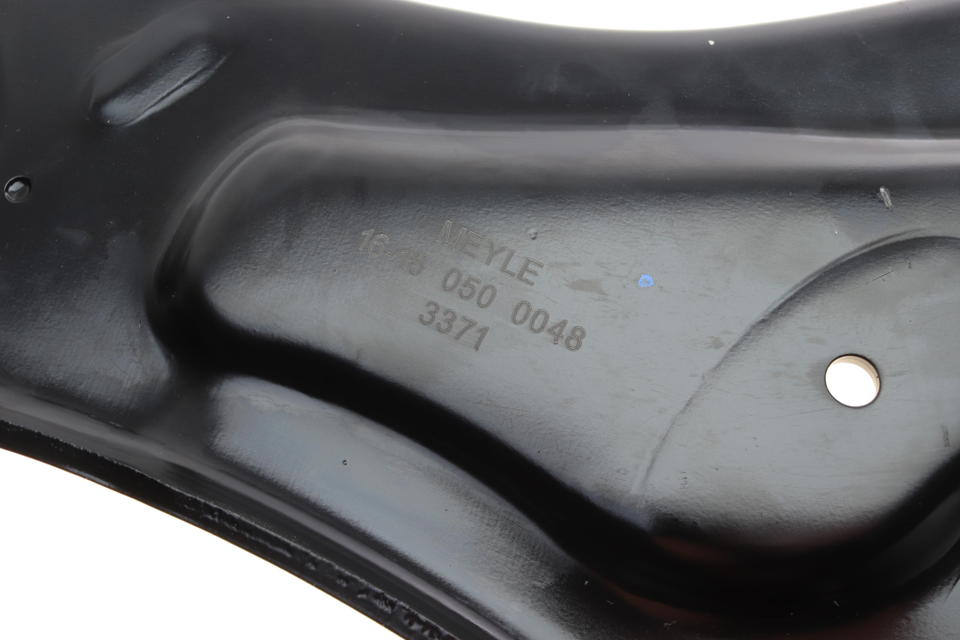 Важіль підвіски (передній/знизу) (R) Renault Scenic III/Megane III 08-/Fluence 10- (з кульовою)