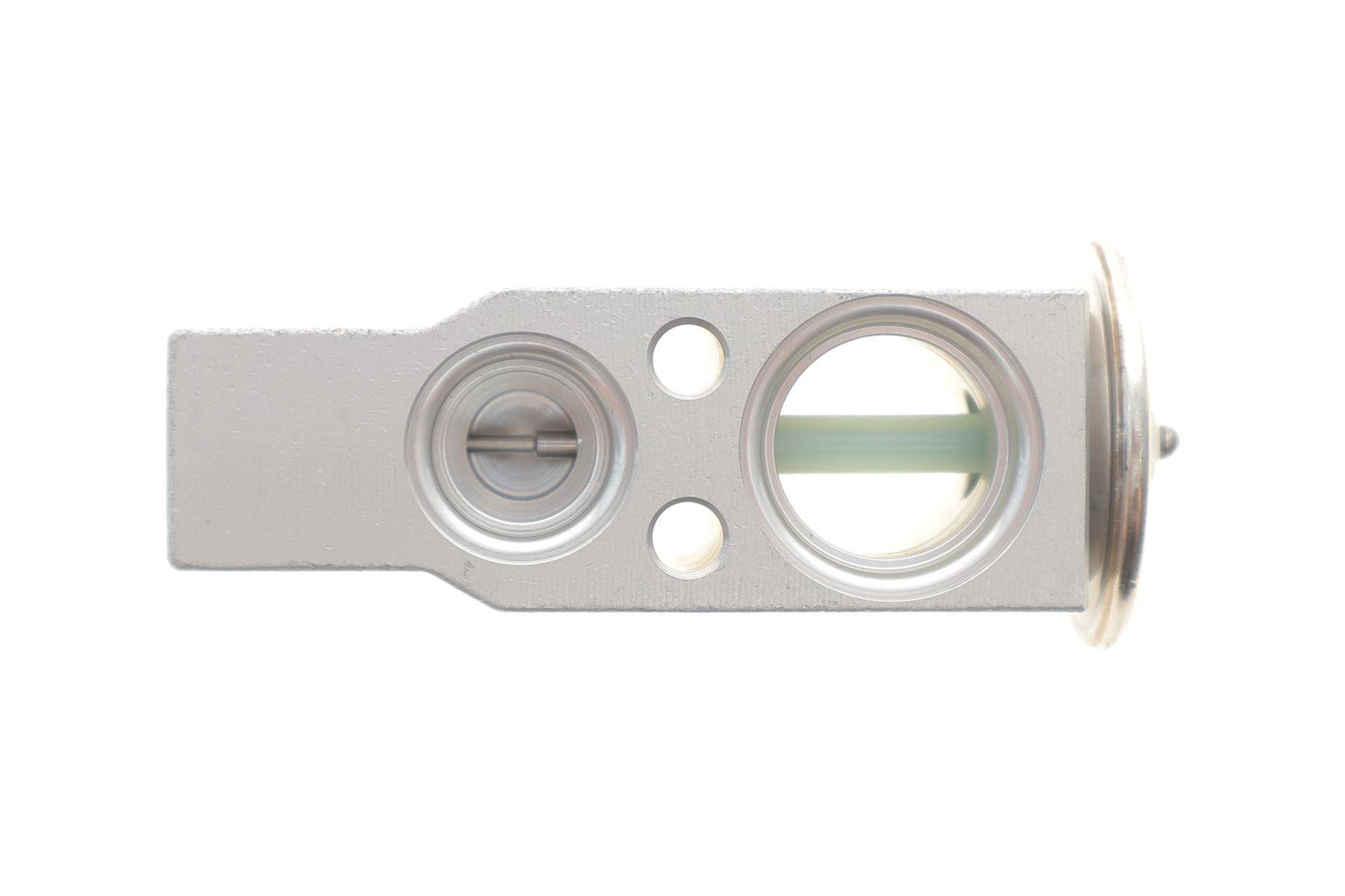 Клапан компресора кондиціонера Citroen C4/Peugeot 307 00-12