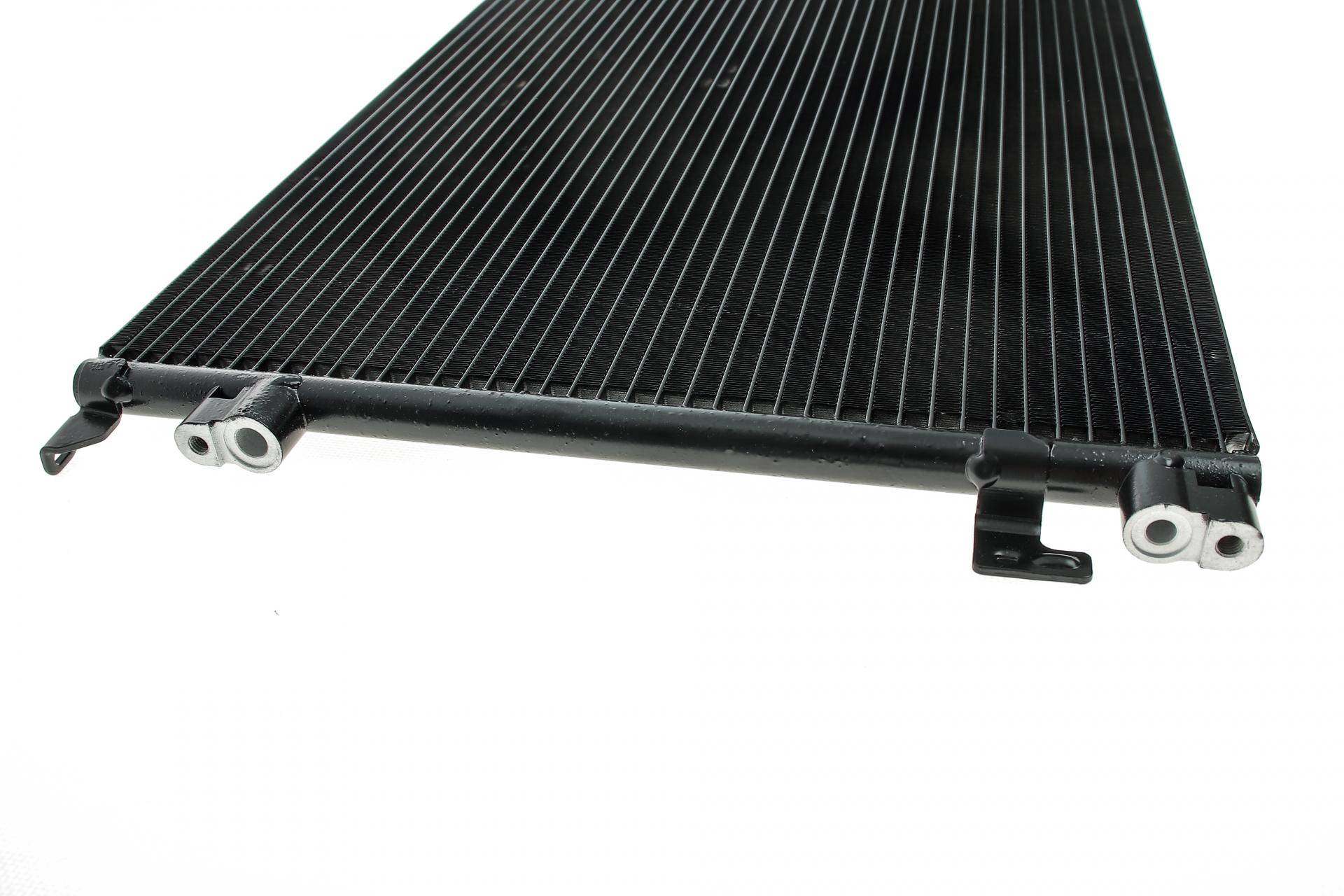 Радіатор кондиціонера Opel Signum/Vectra 1.9-D 02-09