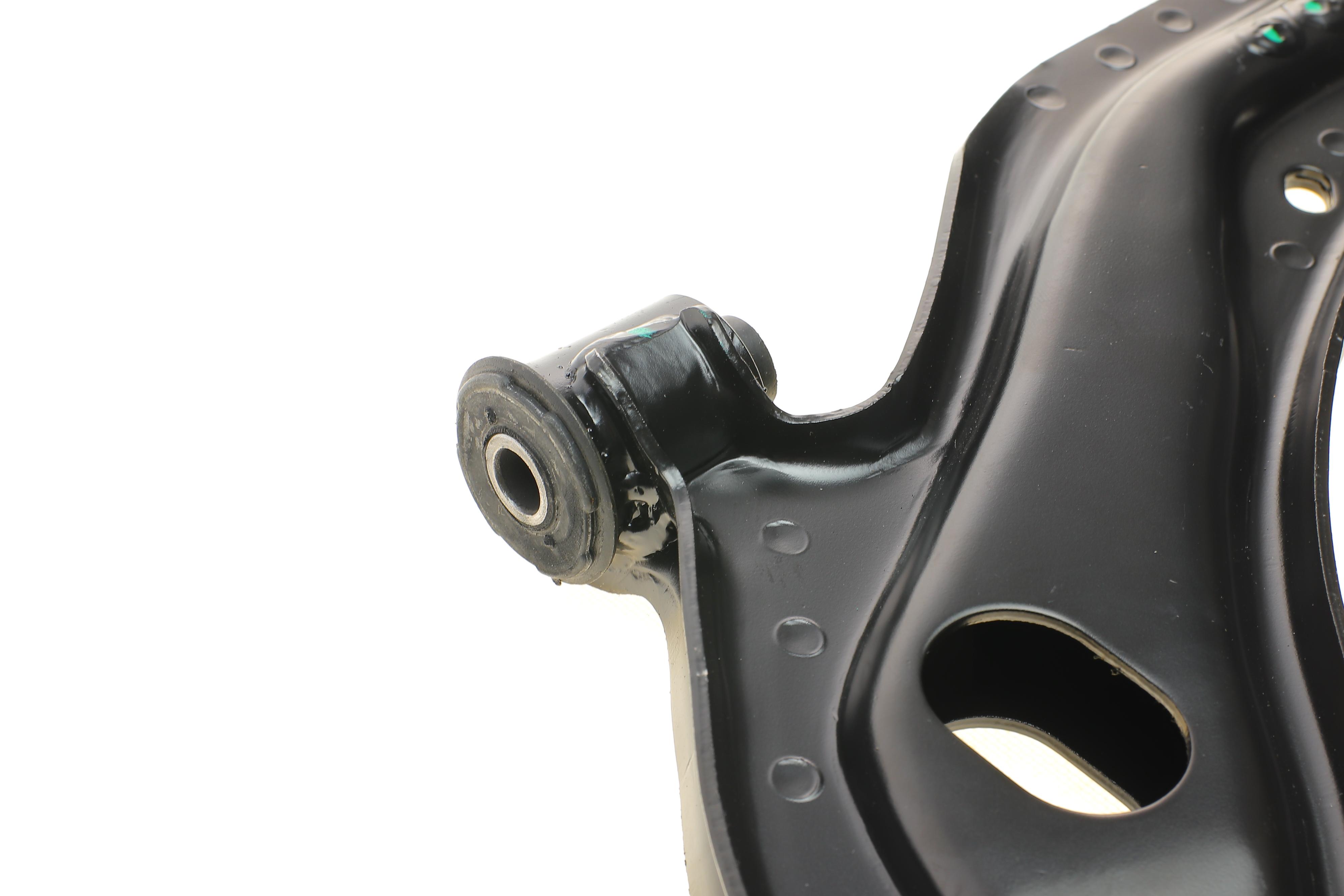 Важіль підвіски (передній/знизу) (L) Fiat Doblo 01-/Palio 96-/Strada 03- (з кульовою)