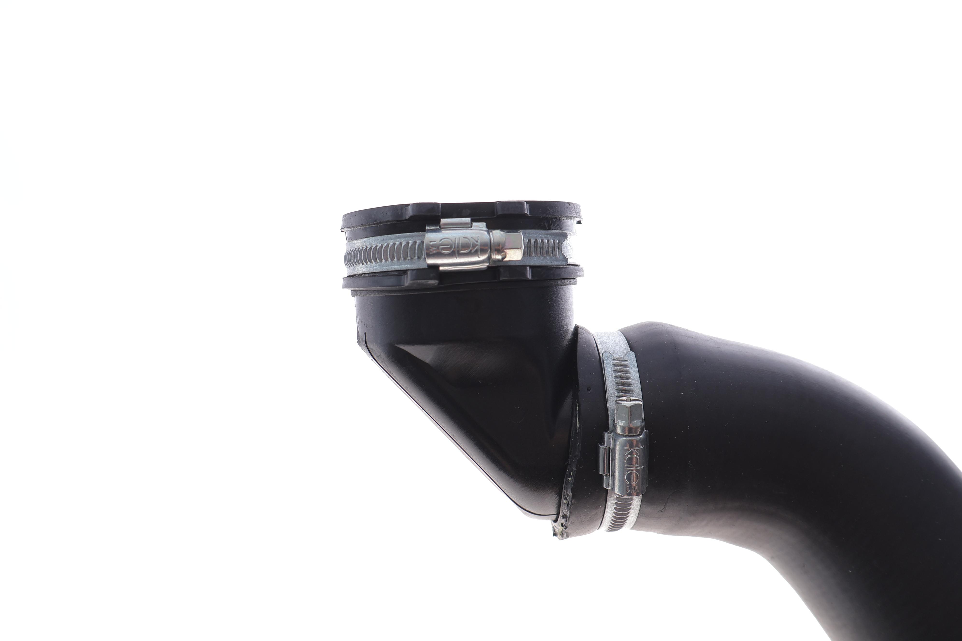 Патрубок интеркулера Ford Focus 1.6 TDCI 04-12/Volvo S40/V50 1.6D 05-12