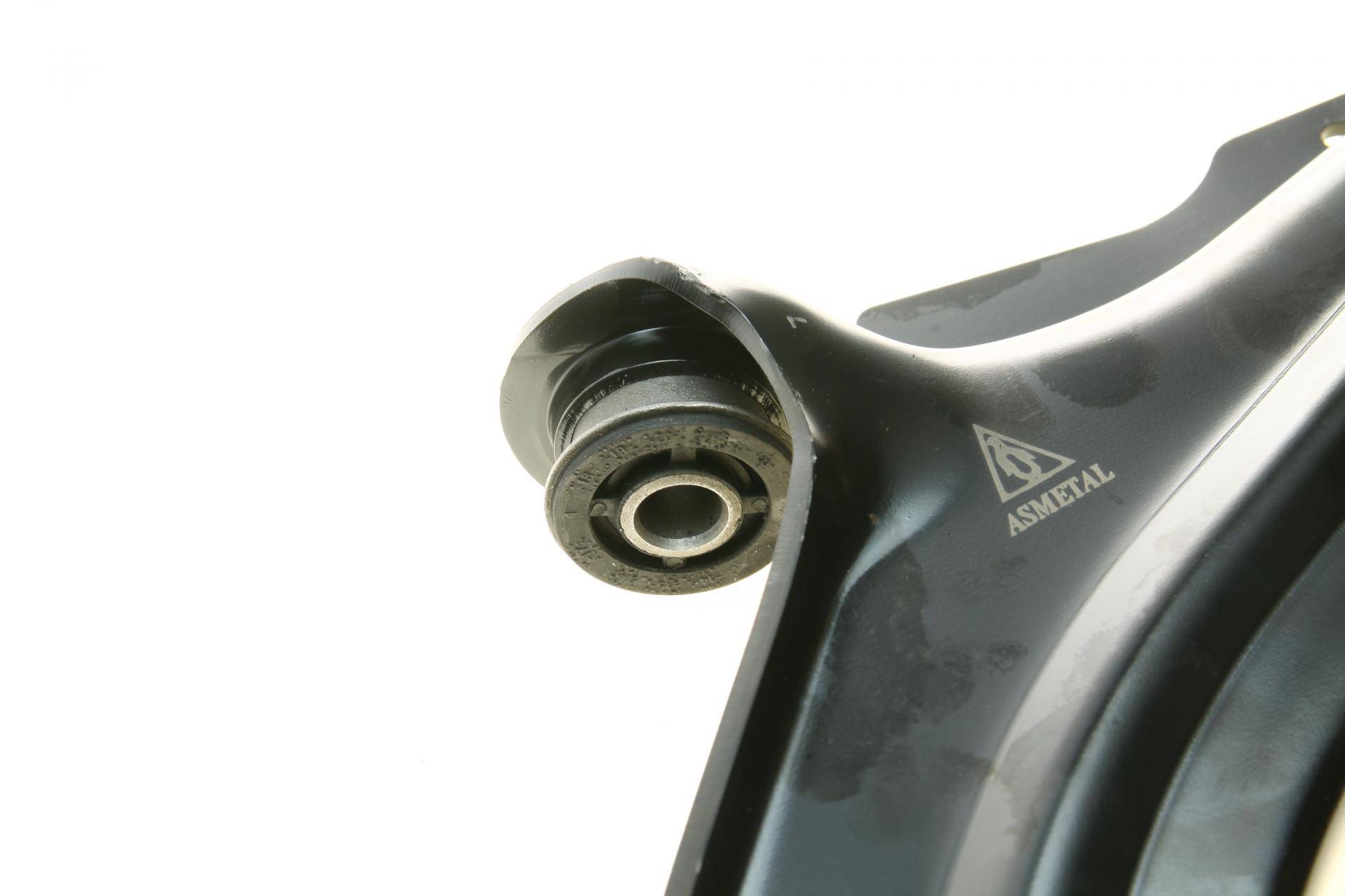 Важіль підвіски (передній/знизу) (L) Renault Megane/Scenic II 02-