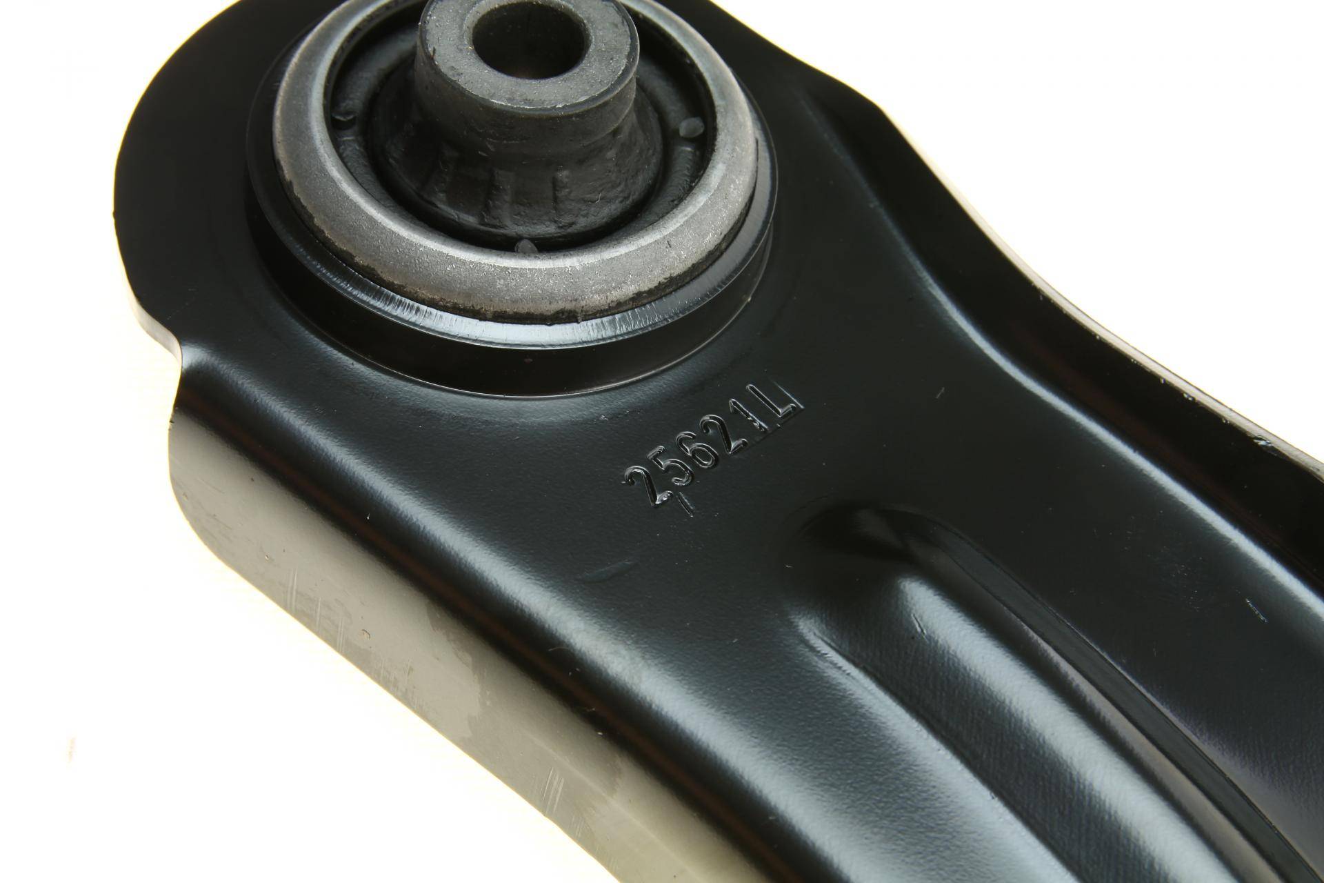 Важіль підвіски (передній/знизу) (L) Renault Megane/Scenic II 02-