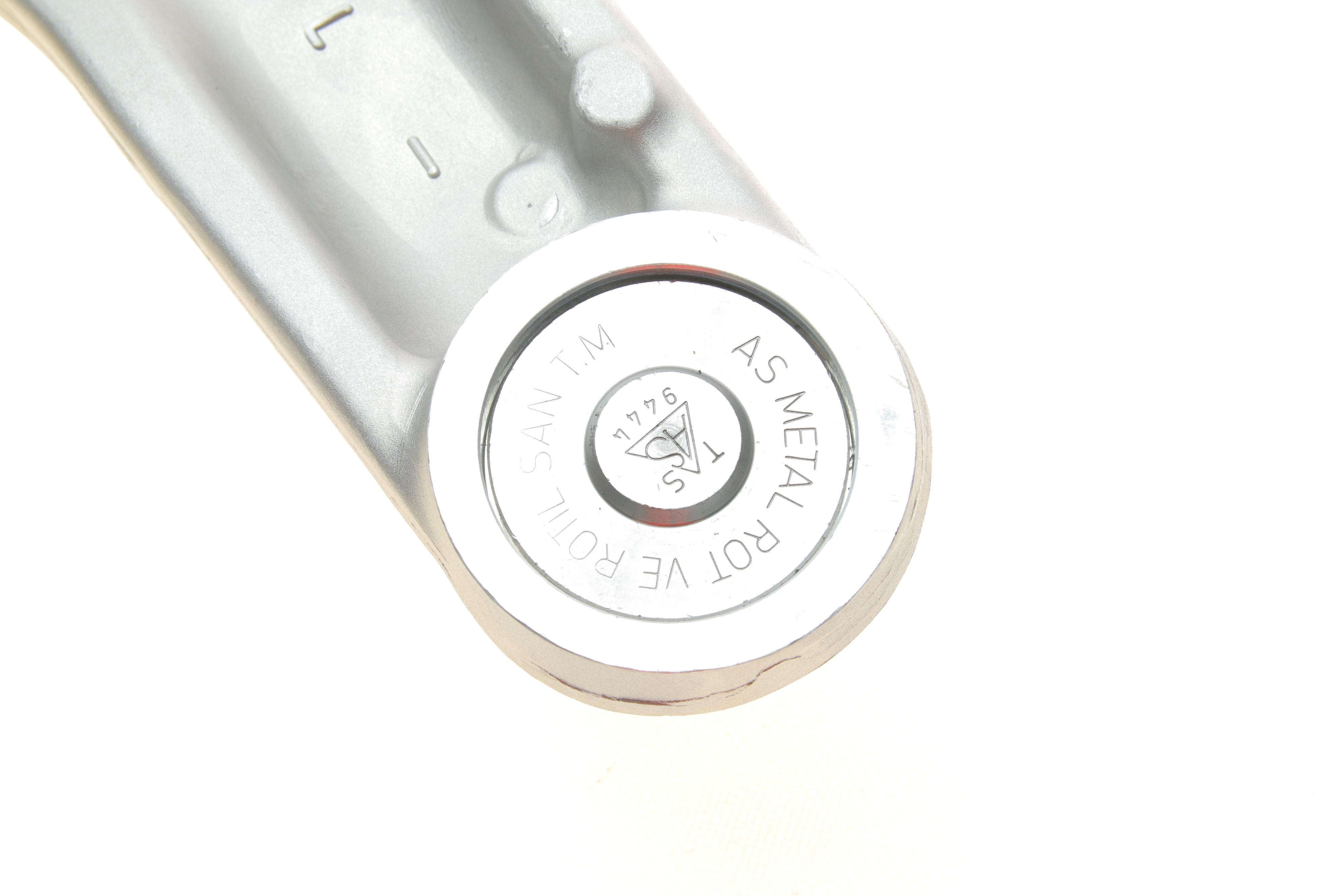 Важіль підвіски (передній/знизу) (L) BMW 3 (E46) 98- (з сайлентблоком)