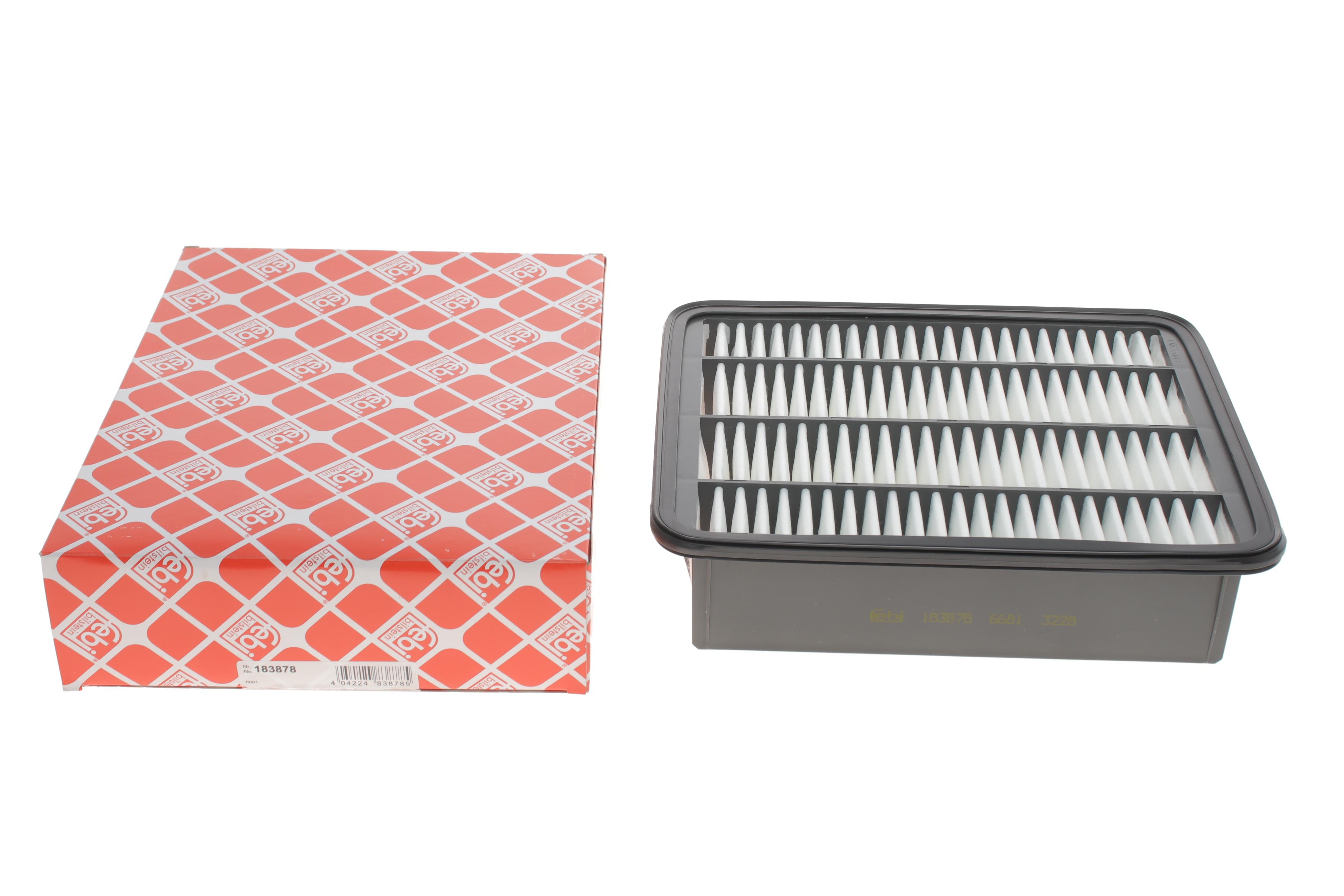 Фільтр повітряний Toyota Land Cruiser 2.8D-4D 15-