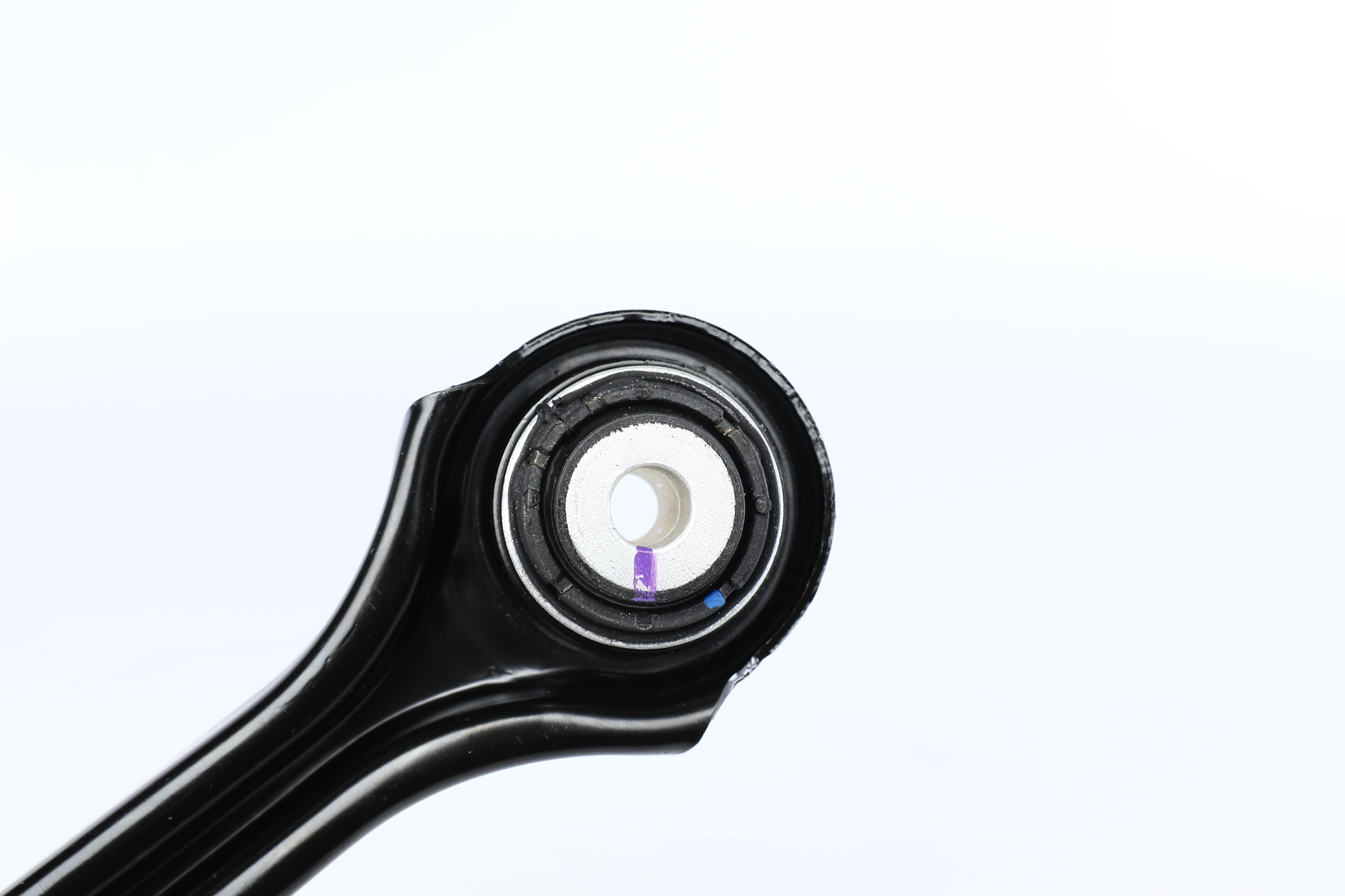 Важіль підвіски (задній/зверху) BMW 1 (E81/E82/E87/E88)/3 (E90/E91/E92/E93)/X1 (E84) 04-15