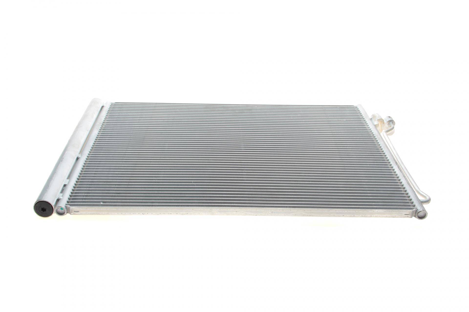Радіатор кондиціонера BMW 5 (F10/F11)/7 (F01/F02/F03/F04) 09-18 N52/N53/N63
