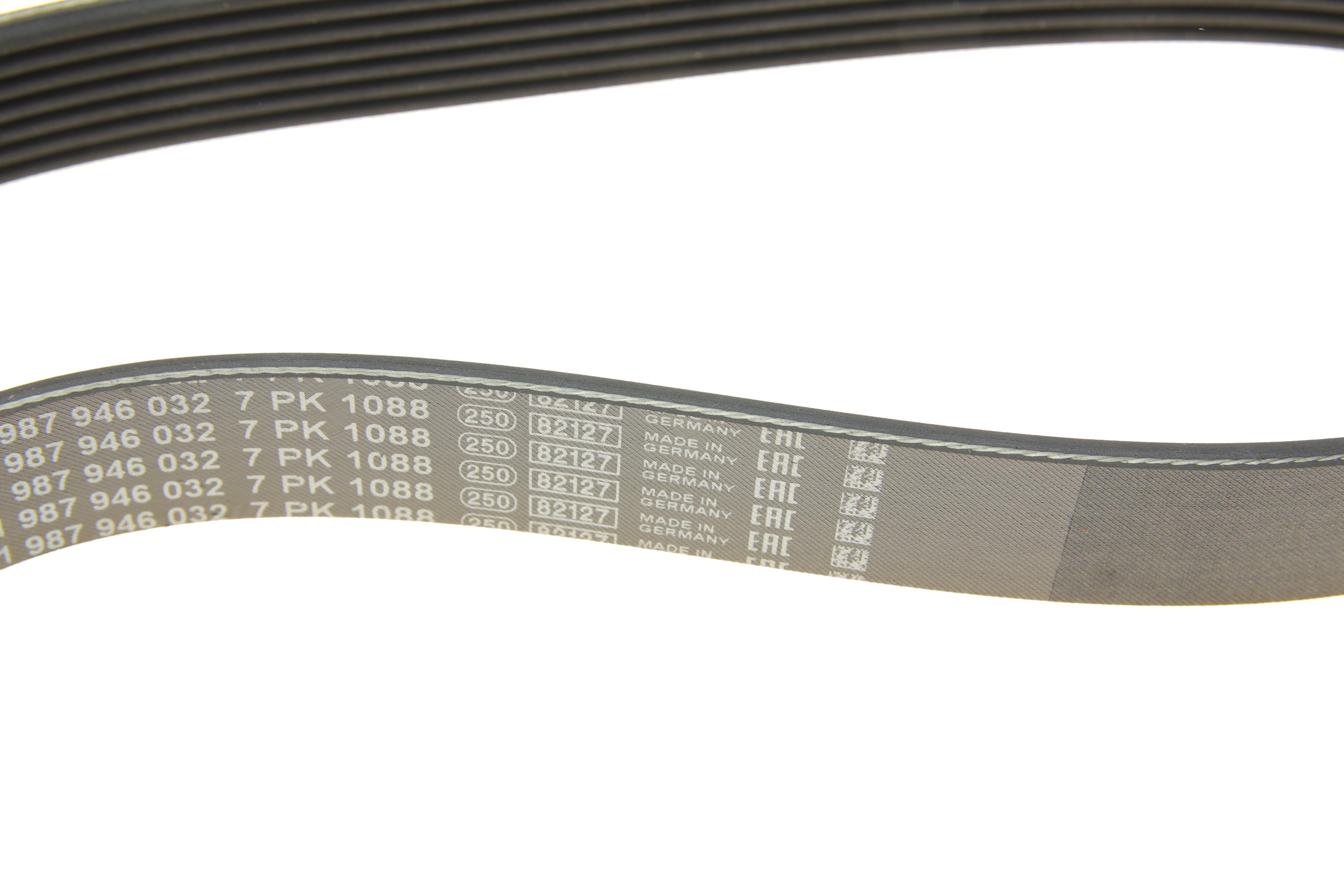 Ремінь генератора Toyota Hilux 2.5 D-4D 01-15/Volvo V60 2.4Hybrid 12-18 (7PK1088)