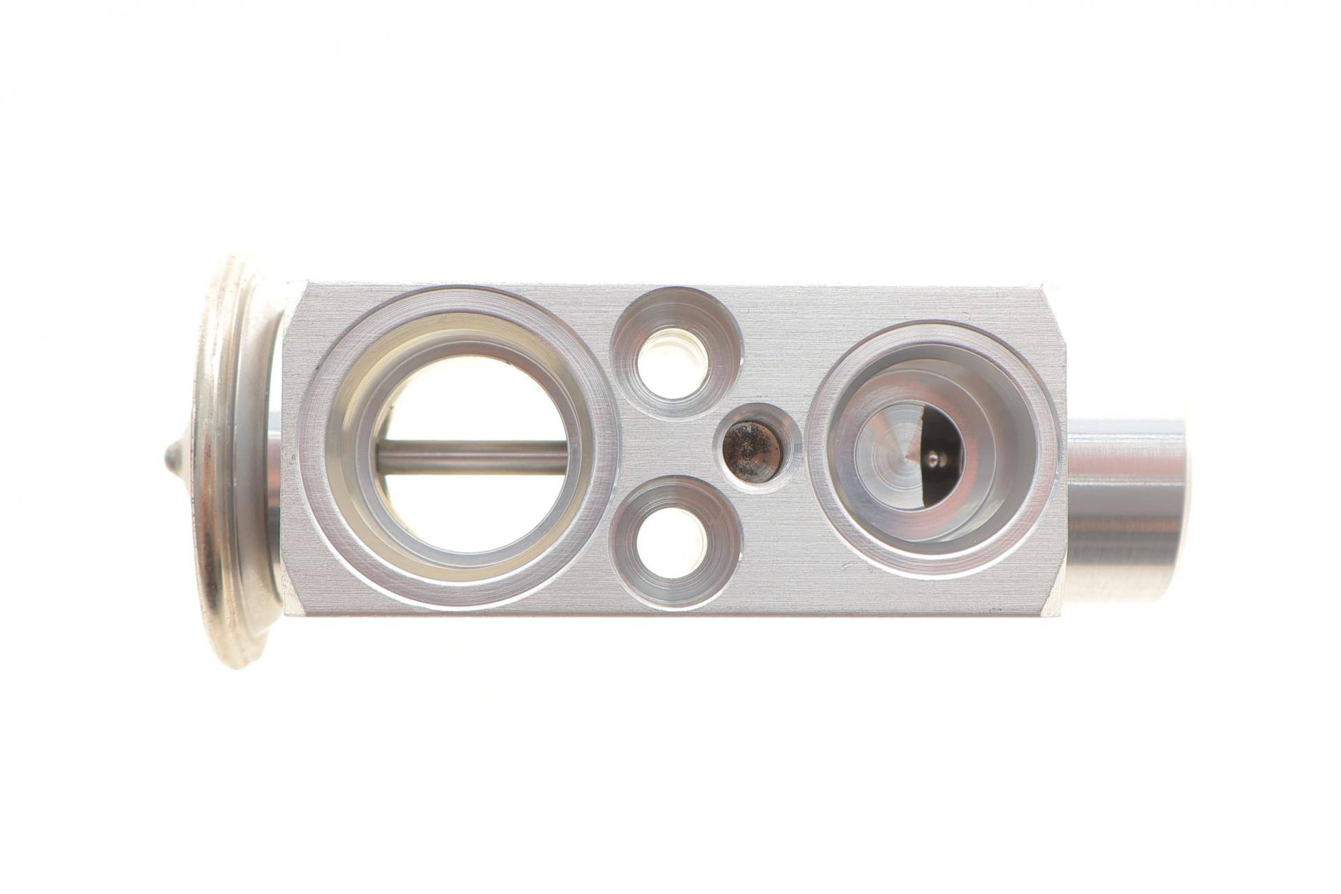 Клапан компресора кондиціонера BMW 5 (E60) 04-10