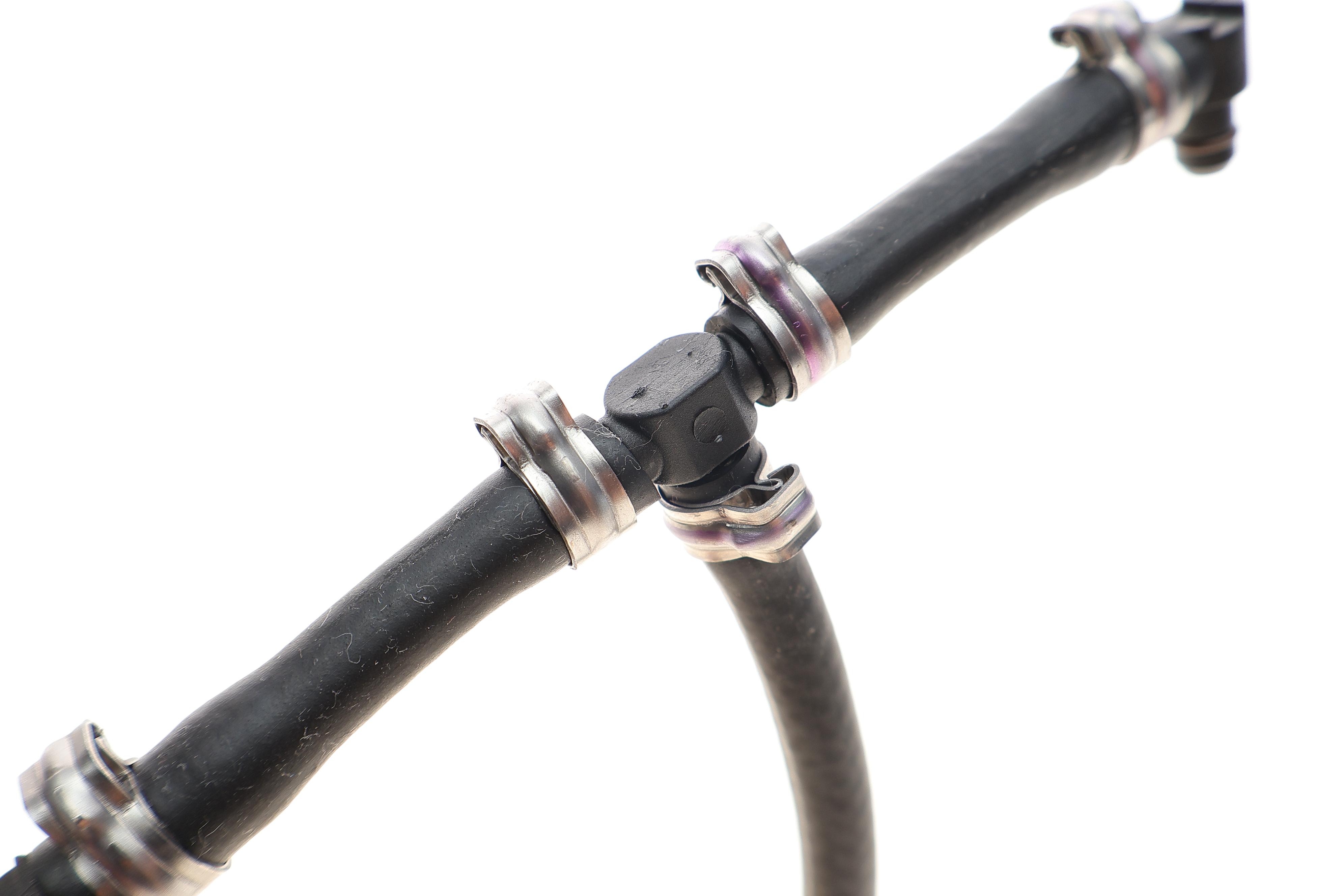 Шланг паливний Opel Combo 1.7CDTI 04-11