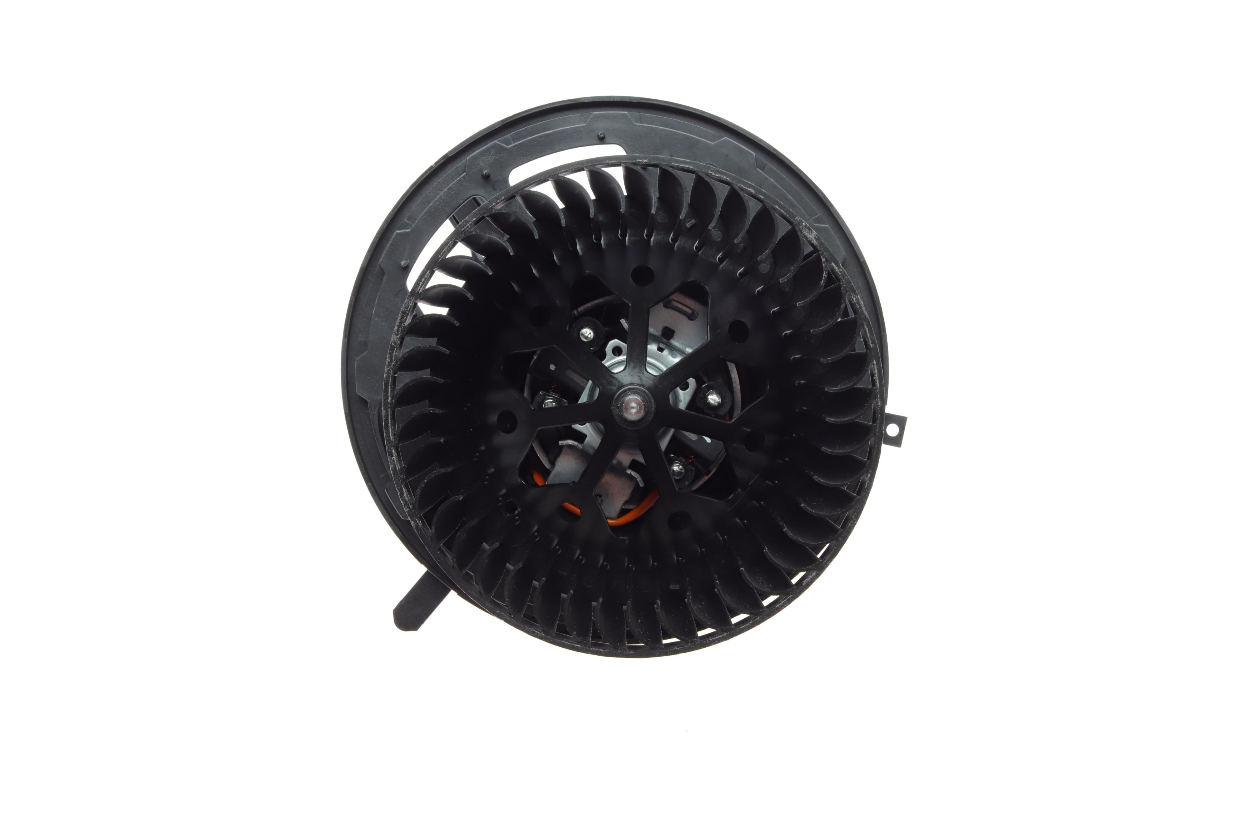 Моторчик пічки BMW 1 (E82/E87/E88)/3 (E90/E91/E92/E93)/X1 (E84)/X3 (F25)/X4 (F26) 1.6-4.4 04-18